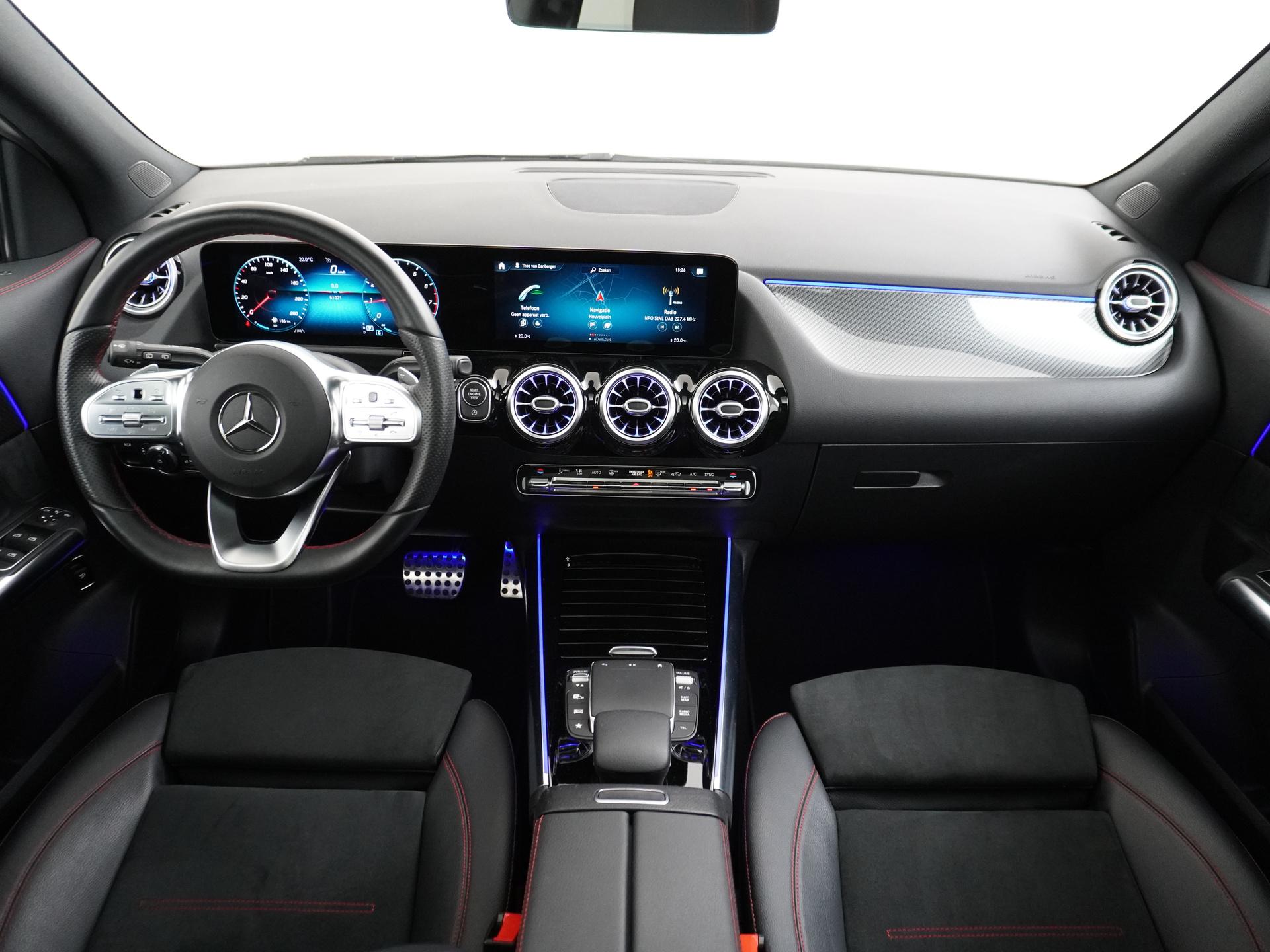 Mercedes-Benz GLA 200 AMG Business Solution 27