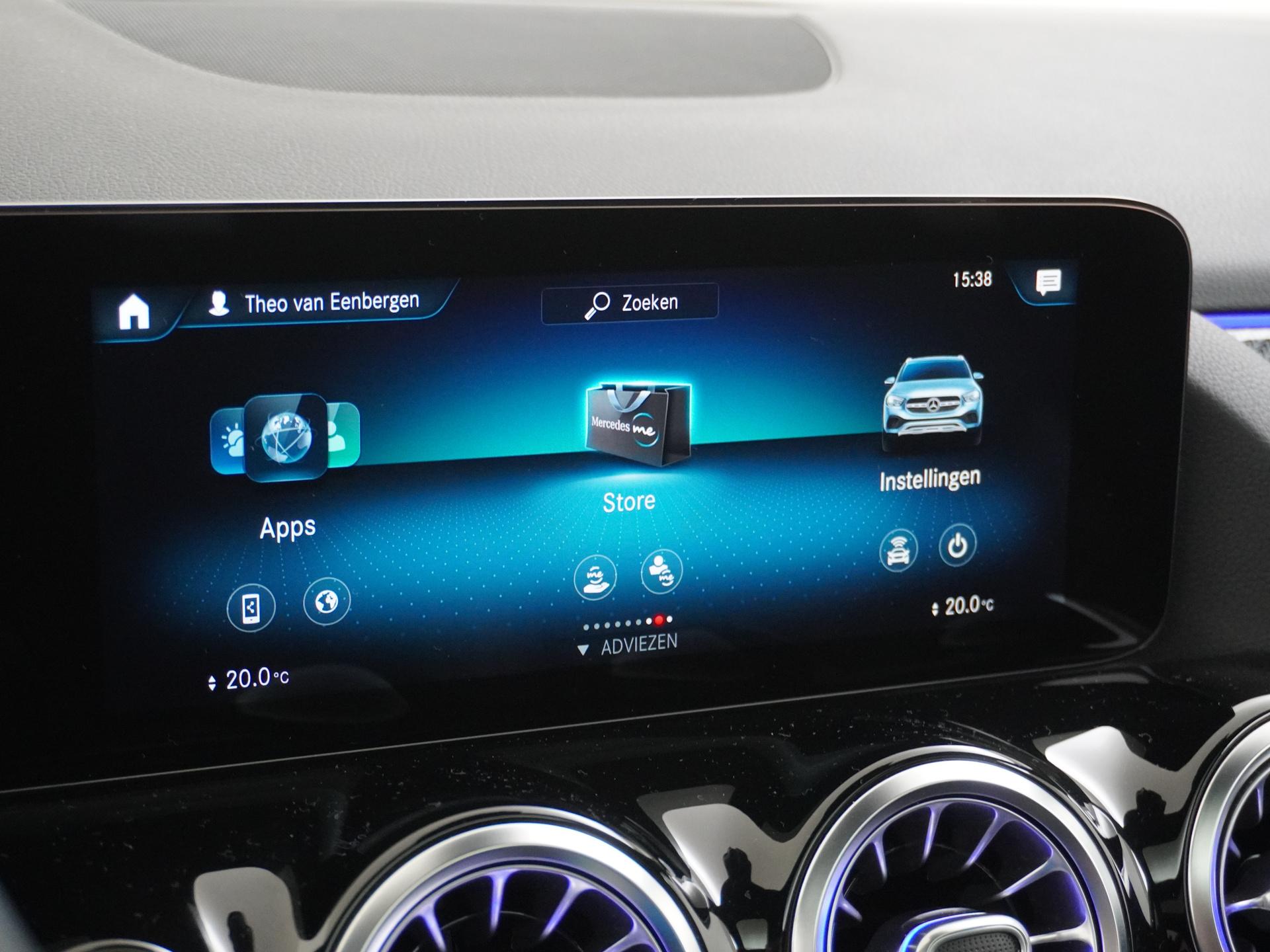 Mercedes-Benz GLA 200 AMG Business Solution 38