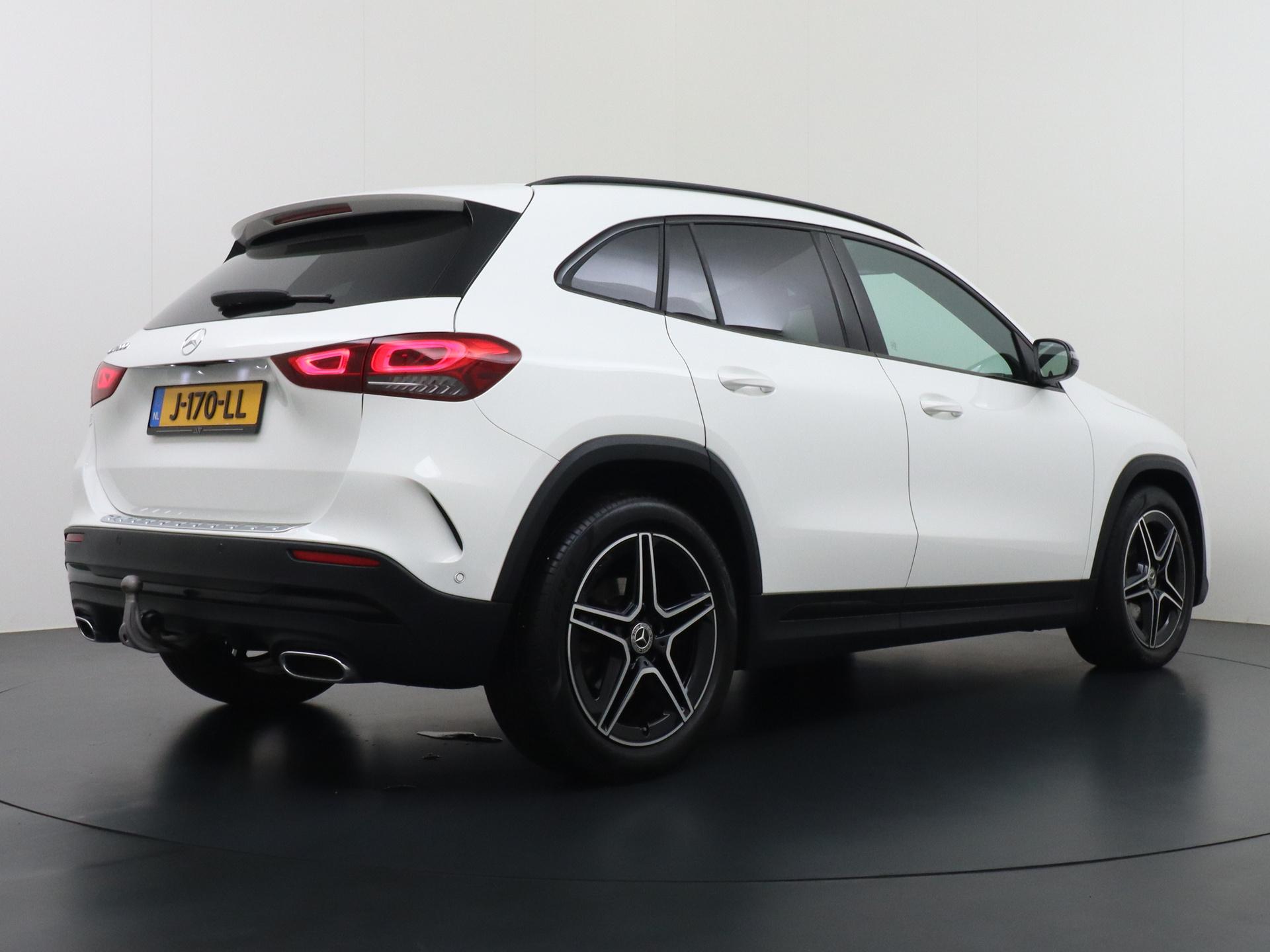 Mercedes-Benz GLA 200 AMG Business Solution 4