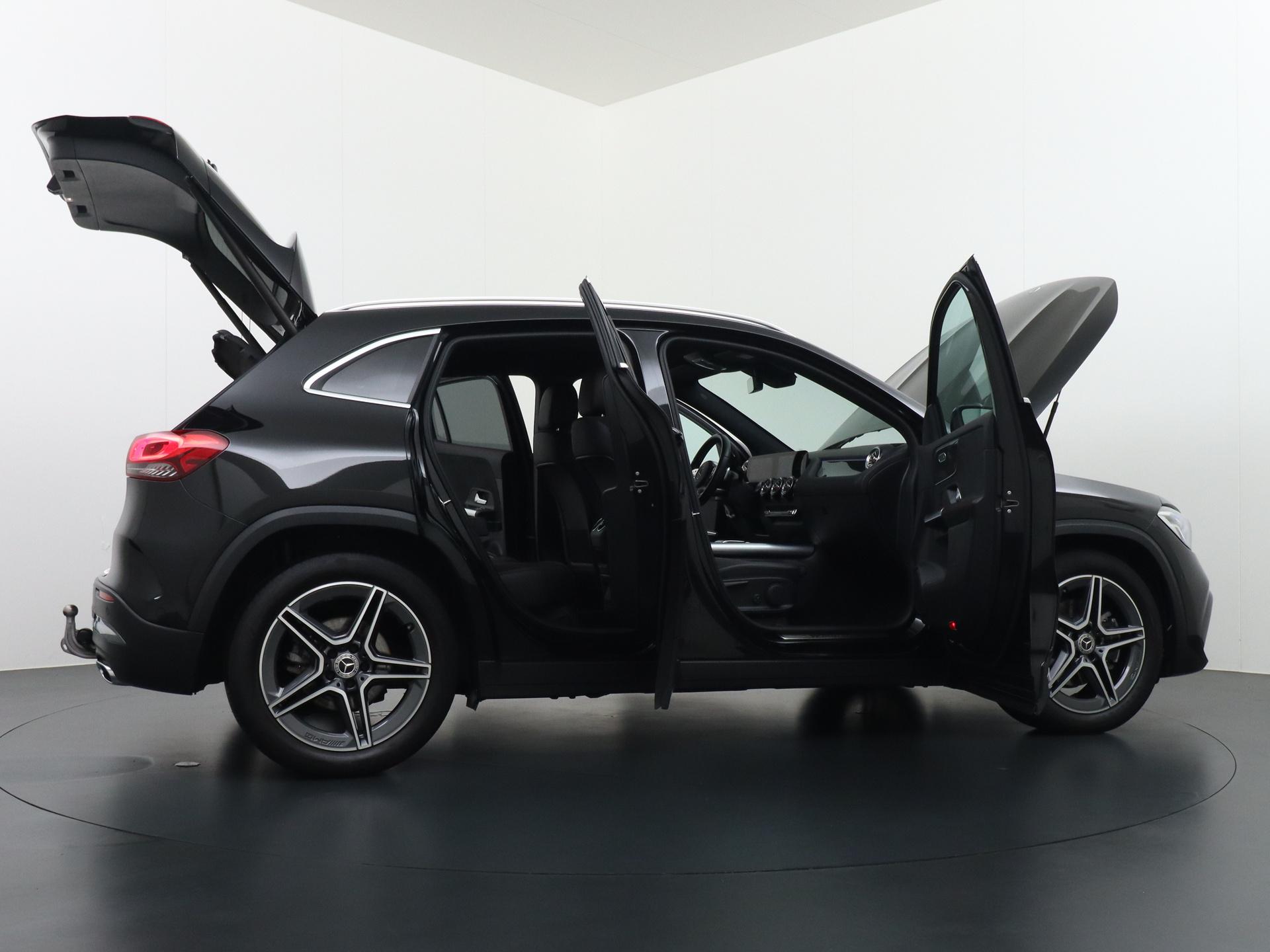 Mercedes-Benz GLA 200 AMG Business Solution 11