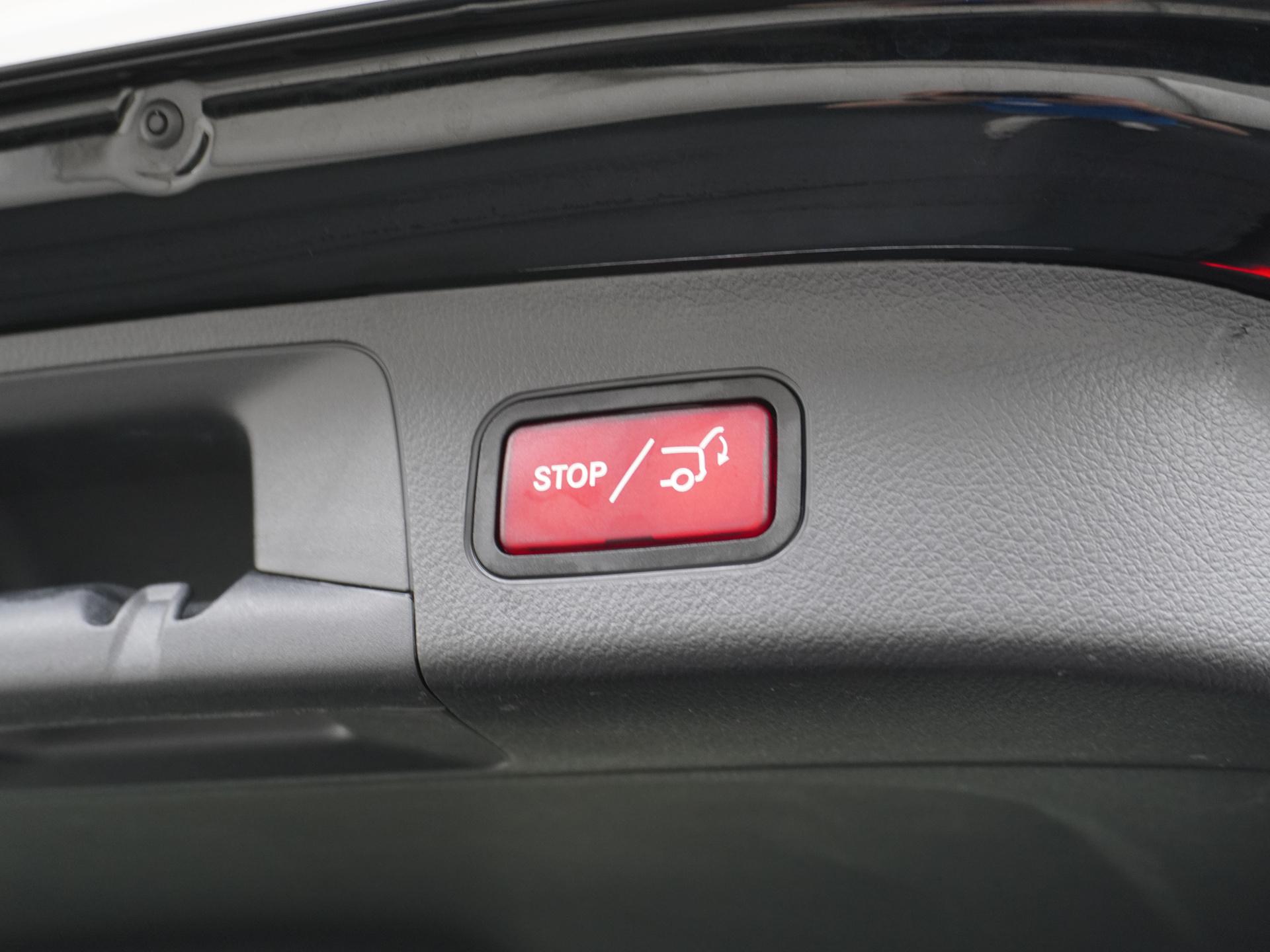 Mercedes-Benz GLA 200 AMG Business Solution 16