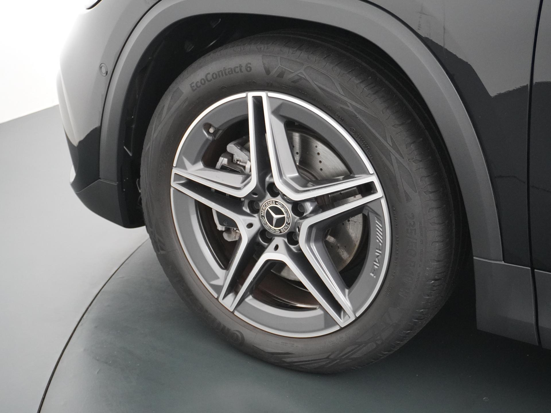 Mercedes-Benz GLA 200 AMG Business Solution 18