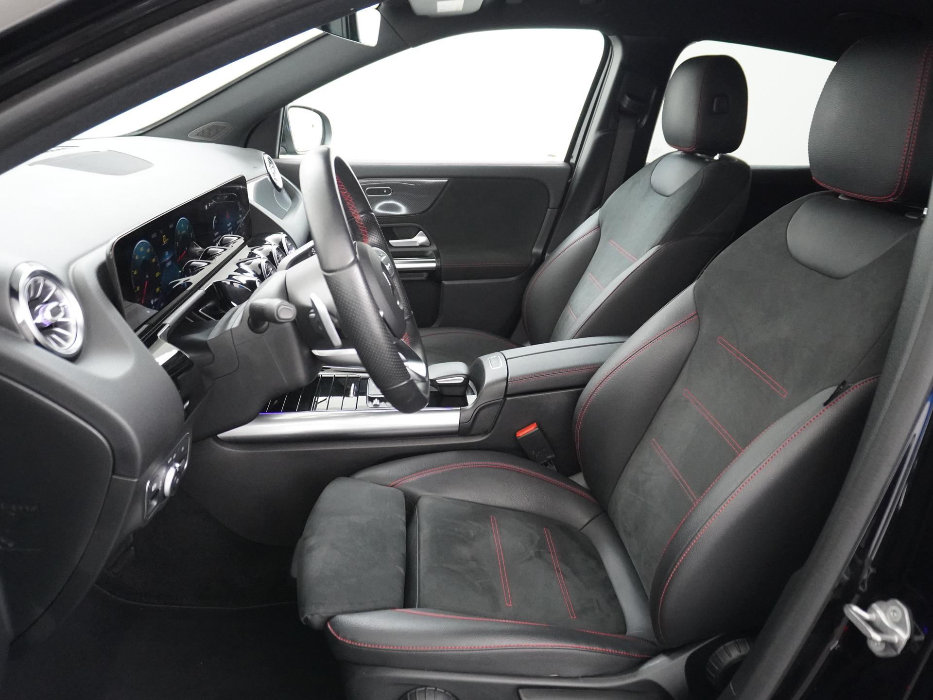 Mercedes-Benz GLA 200 AMG Business Solution 22