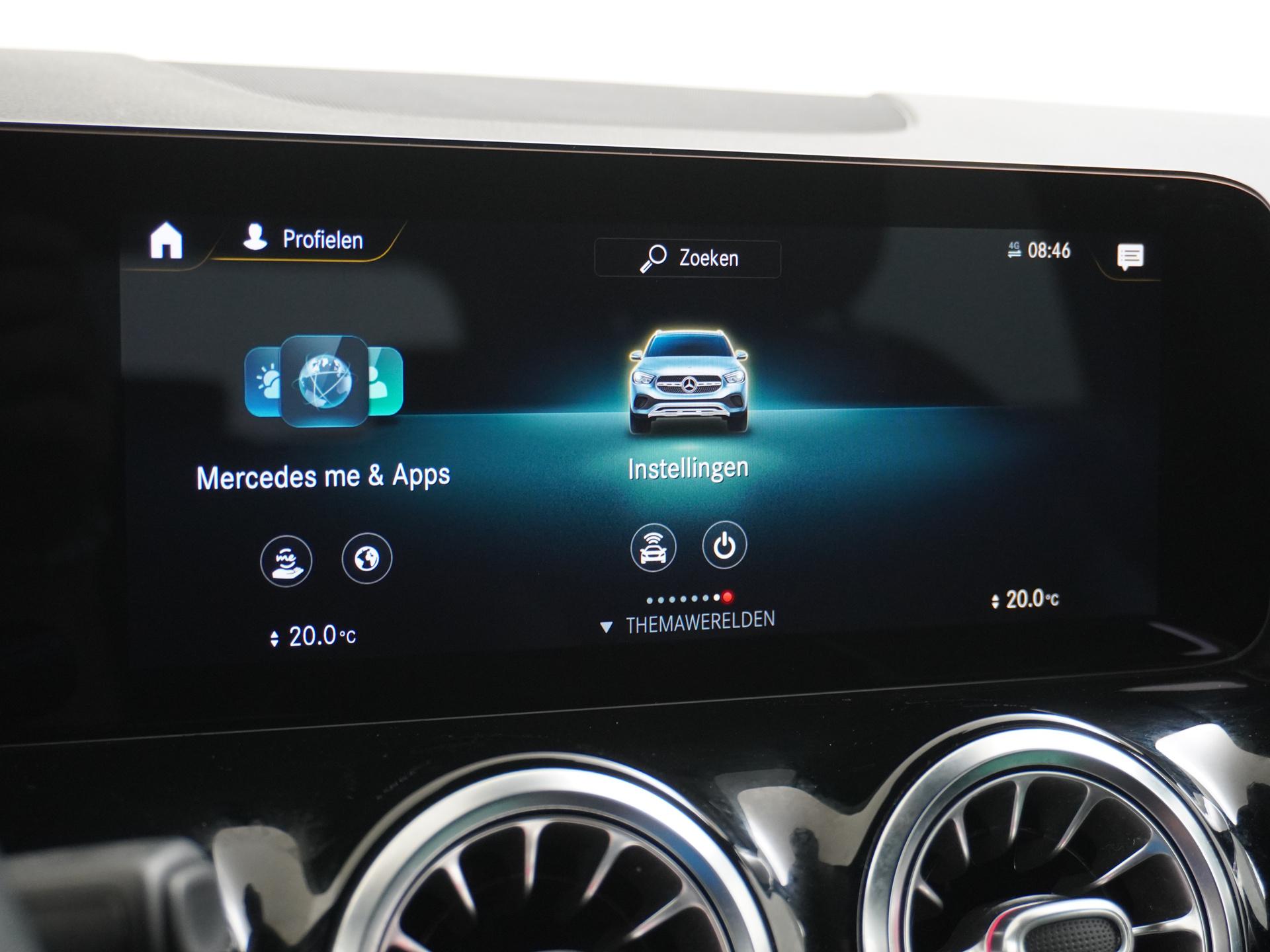 Mercedes-Benz GLA 200 AMG Business Solution 38