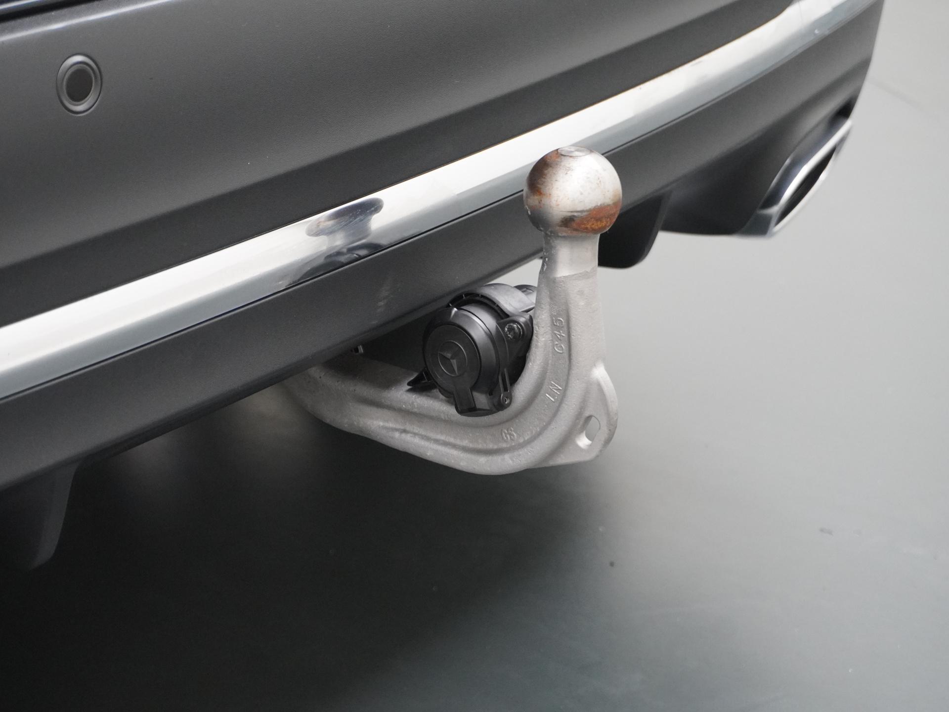 Mercedes-Benz GLA 200 AMG Business Solution 4