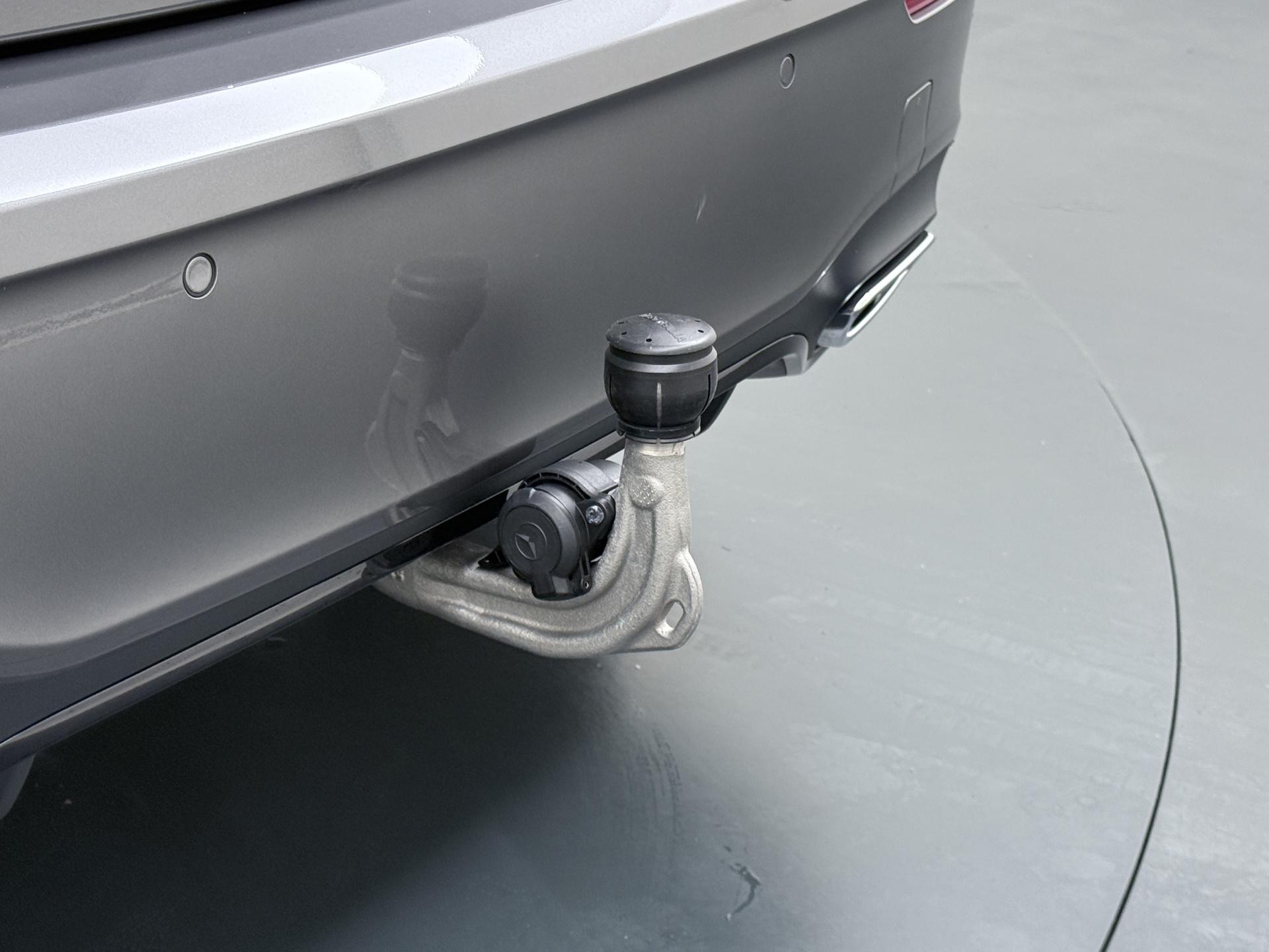 Mercedes-Benz A-Klasse 250 e AMG Line 13