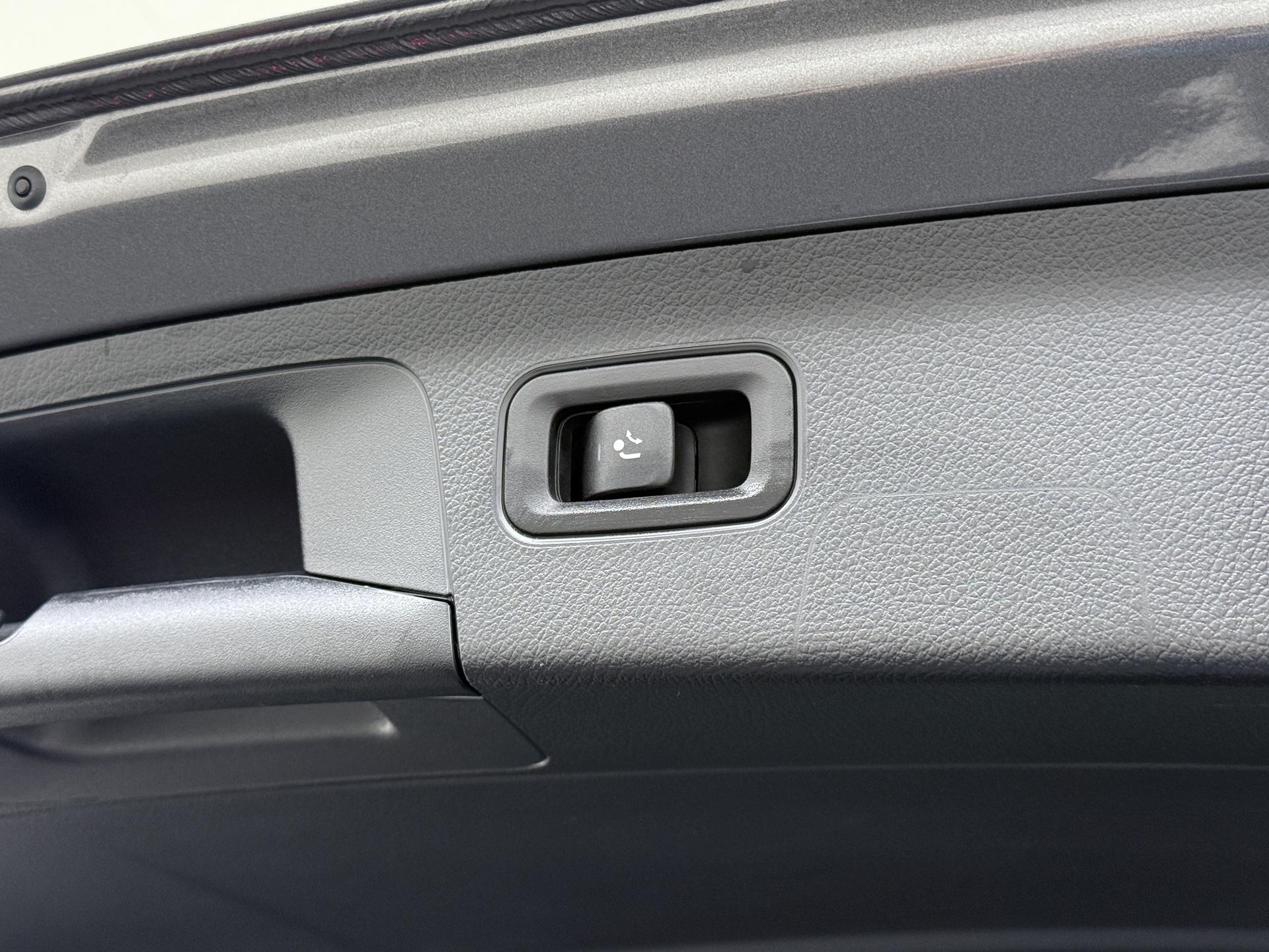 Mercedes-Benz A-Klasse 250 e AMG Line 15