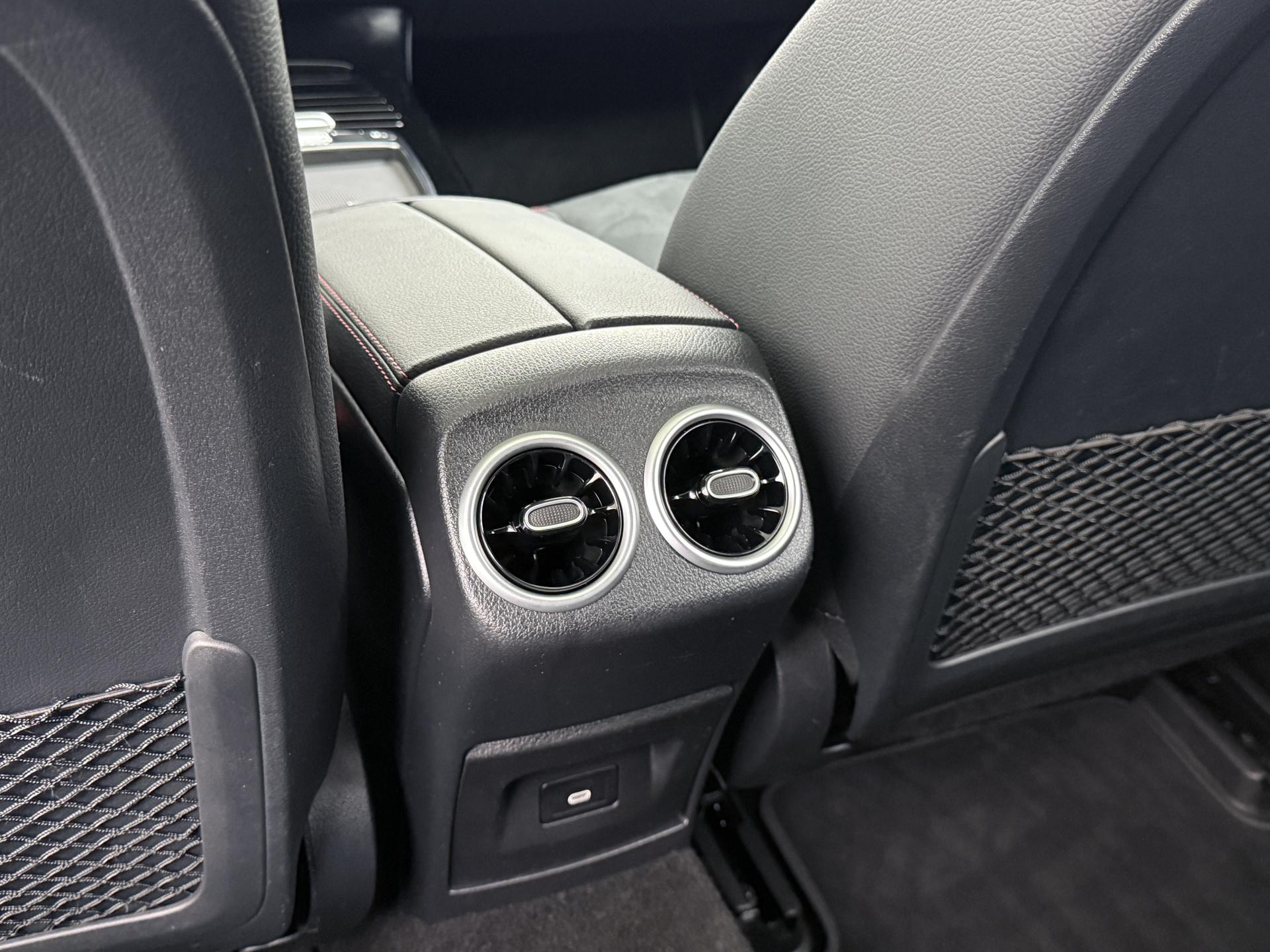 Mercedes-Benz A-Klasse 250 e AMG Line 25