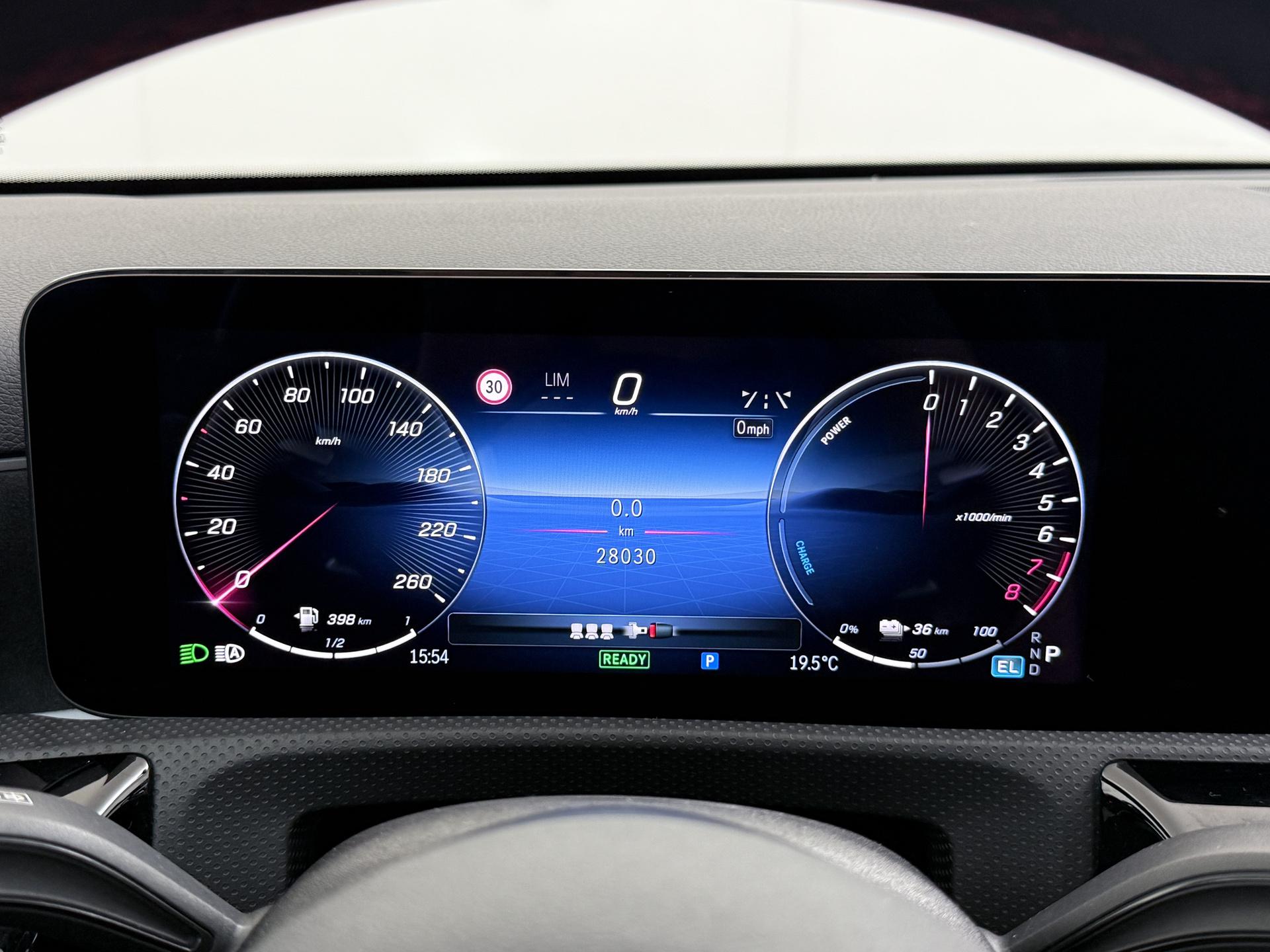 Mercedes-Benz A-Klasse 250 e AMG Line 35