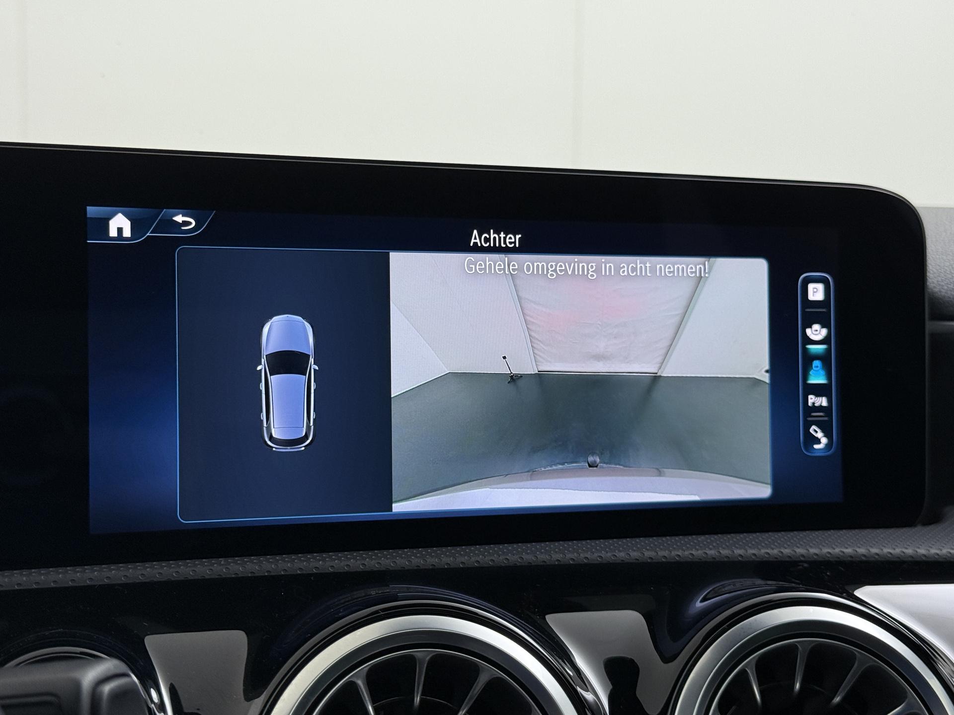 Mercedes-Benz A-Klasse 250 e AMG Line 46