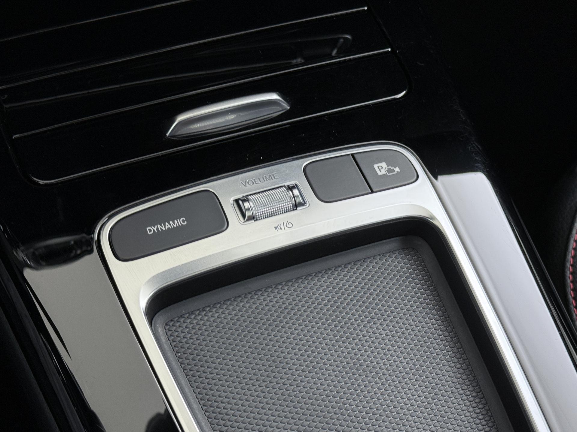 Mercedes-Benz A-Klasse 250 e AMG Line 48