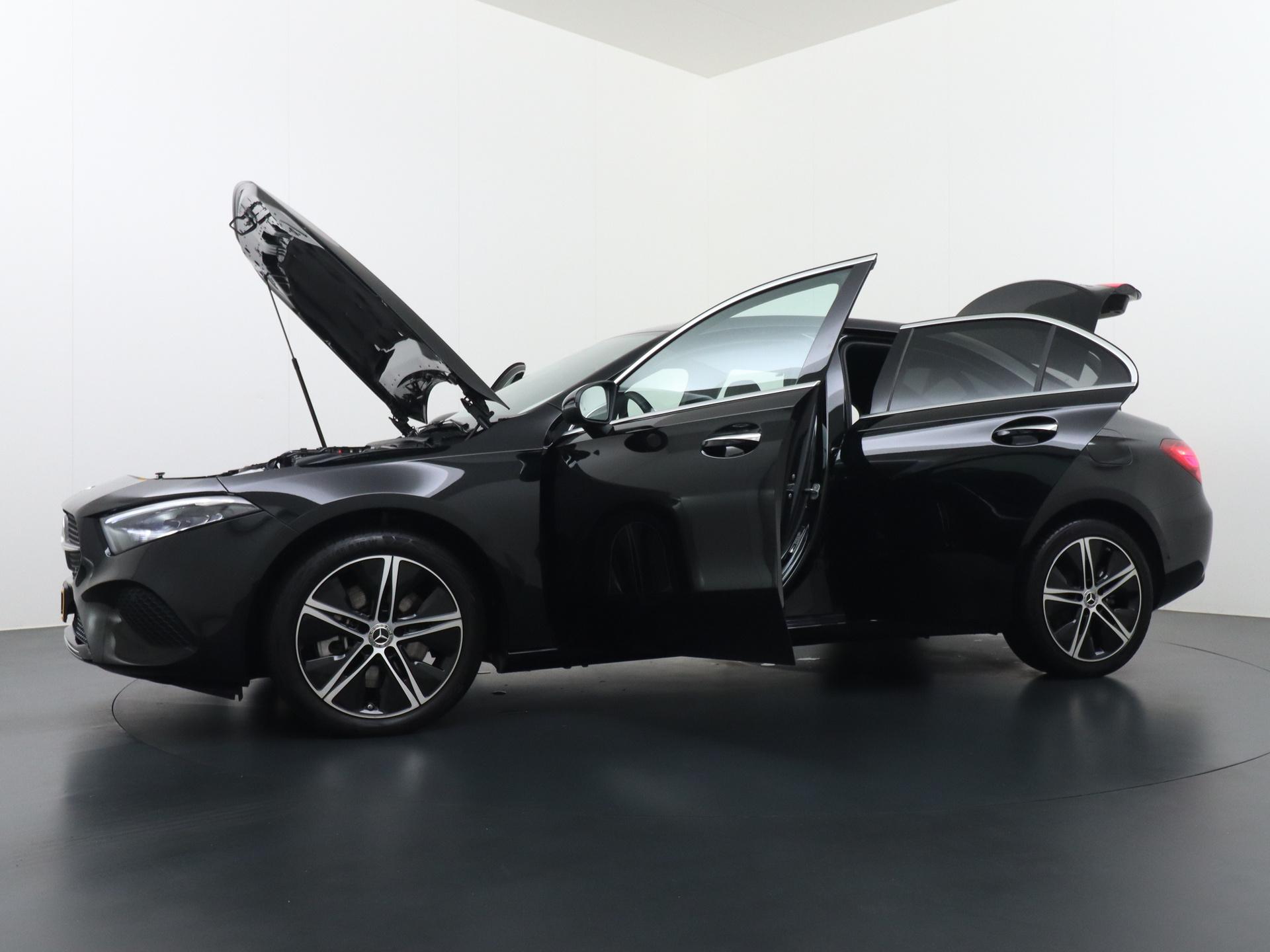 Mercedes-Benz A-Klasse 250 e Luxury Line 10