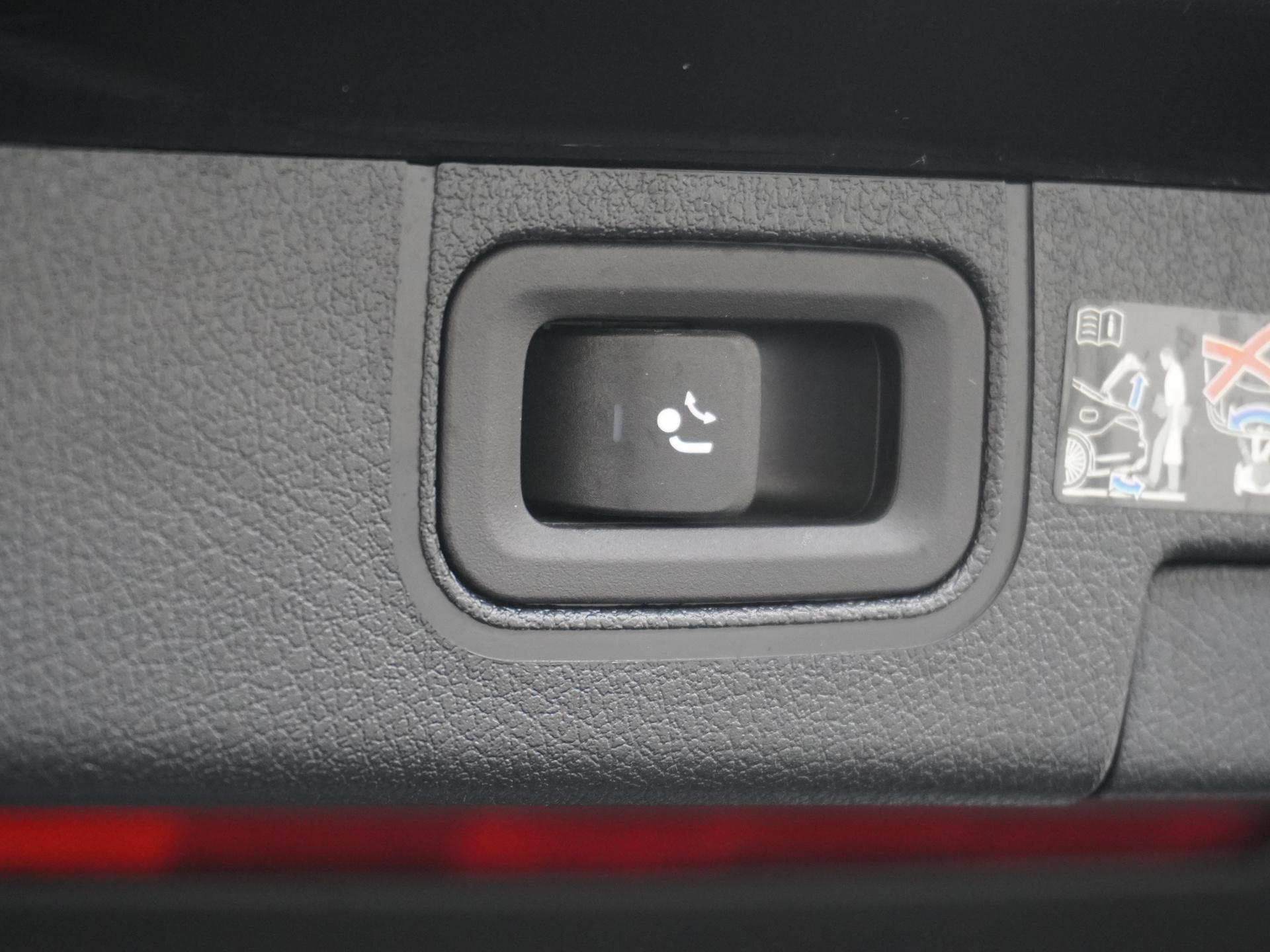 Mercedes-Benz A-Klasse 250 e Luxury Line 15