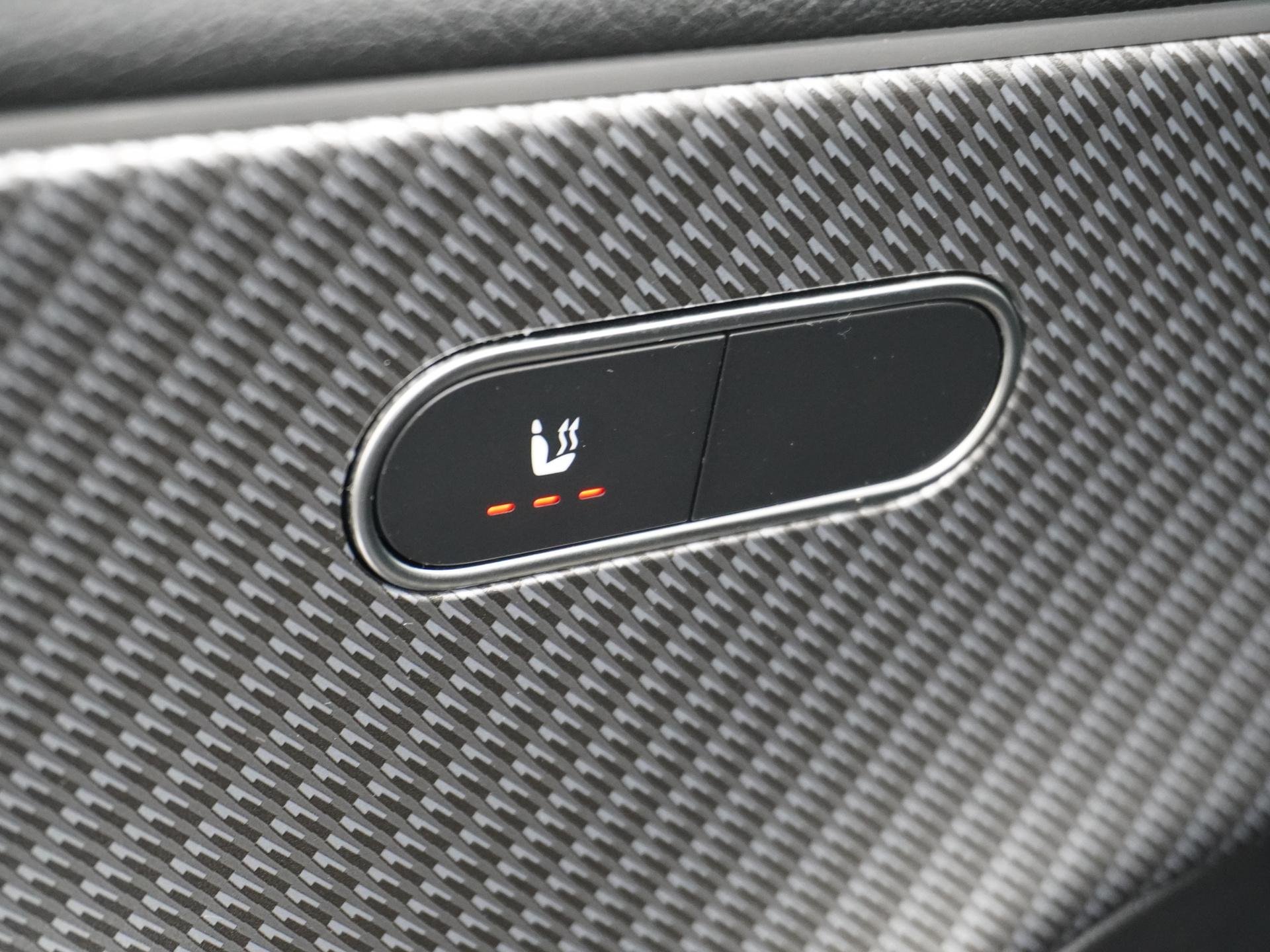 Mercedes-Benz A-Klasse 250 e Luxury Line 22