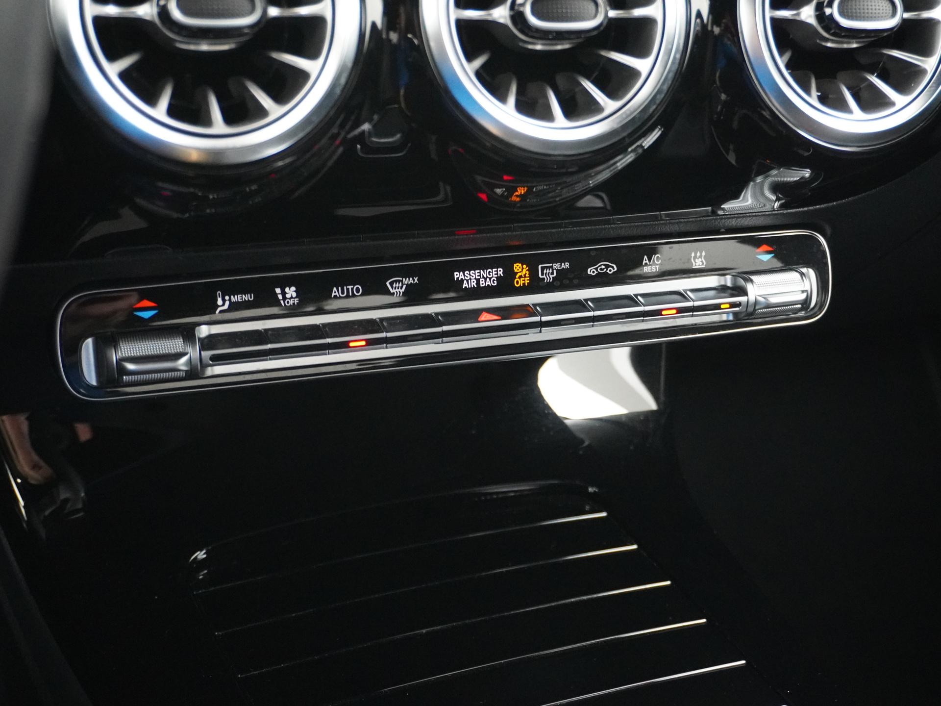 Mercedes-Benz A-Klasse 250 e Luxury Line 45