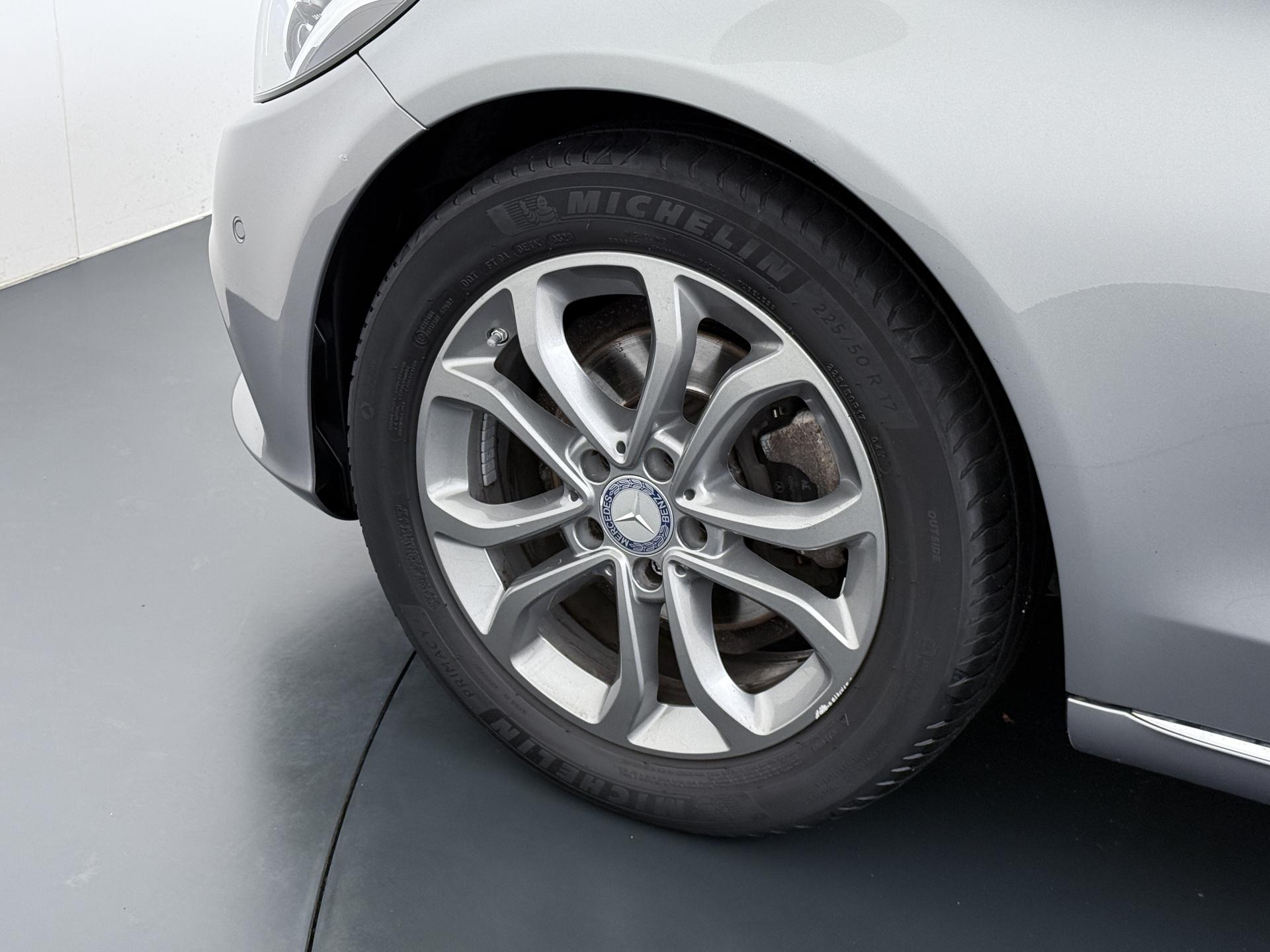 Mercedes-Benz C-Klasse Estate 180 CDI Ambition 18