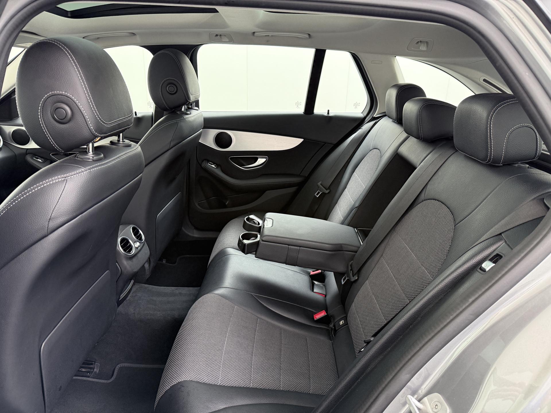 Mercedes-Benz C-Klasse Estate 180 CDI Ambition 22