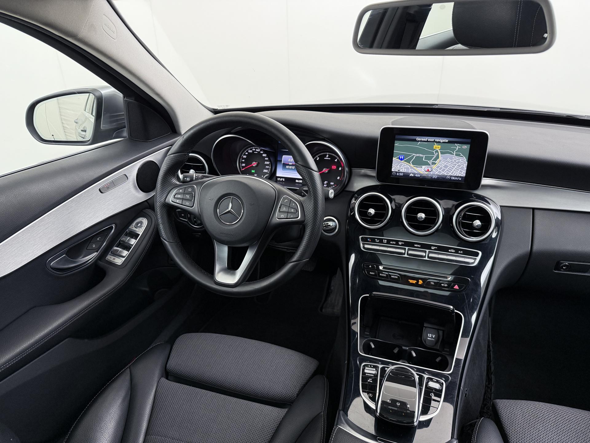 Mercedes-Benz C-Klasse Estate 180 CDI Ambition 24