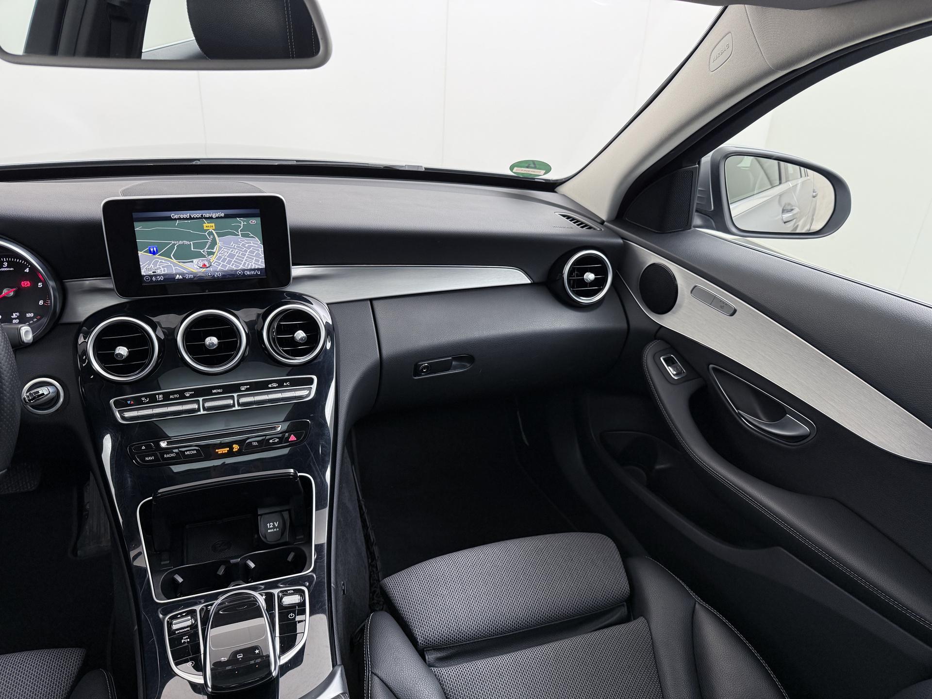 Mercedes-Benz C-Klasse Estate 180 CDI Ambition 25