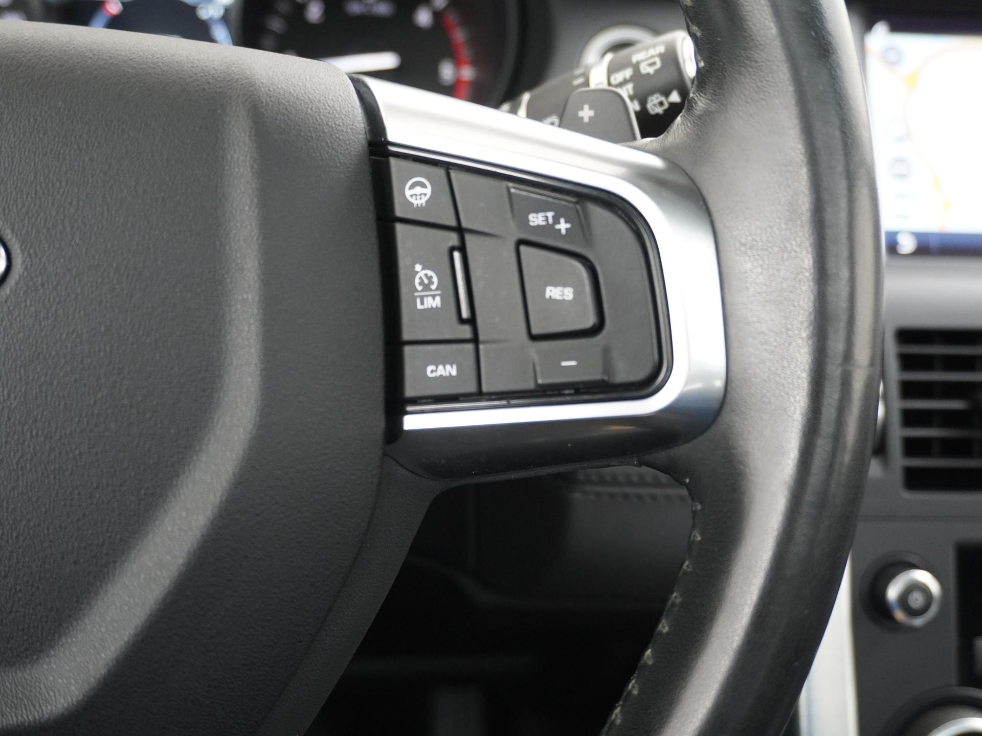 Land Rover Discovery Sport 2.0 TD4 HSE 31