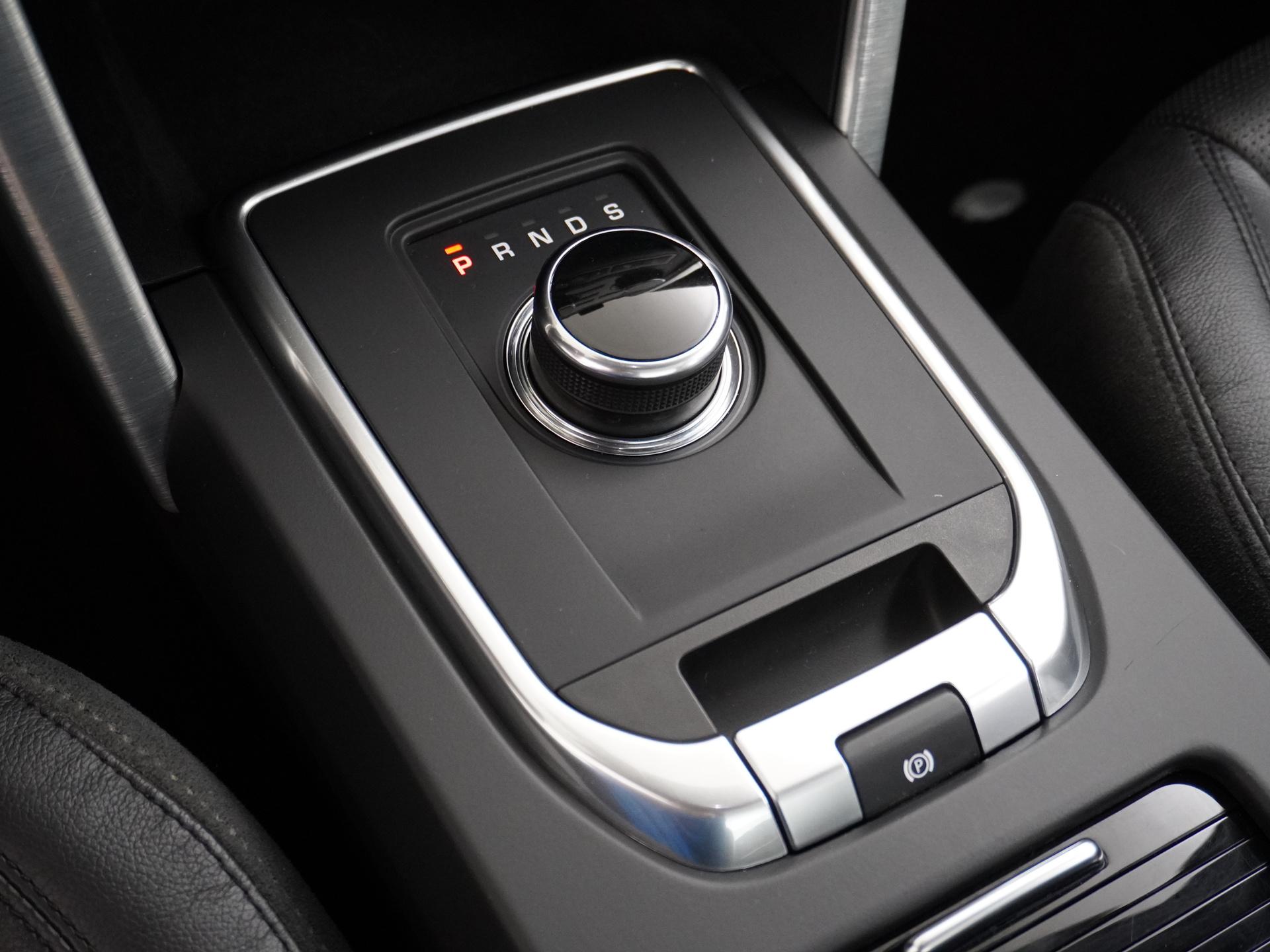 Land Rover Discovery Sport 2.0 TD4 HSE 34