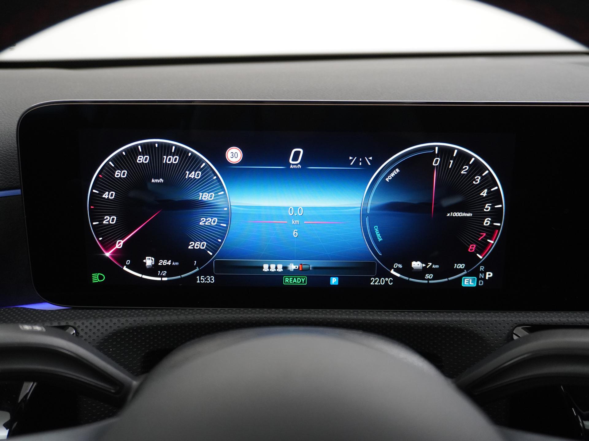 Mercedes-Benz A-Klasse 250 e Business Solution AMG 31