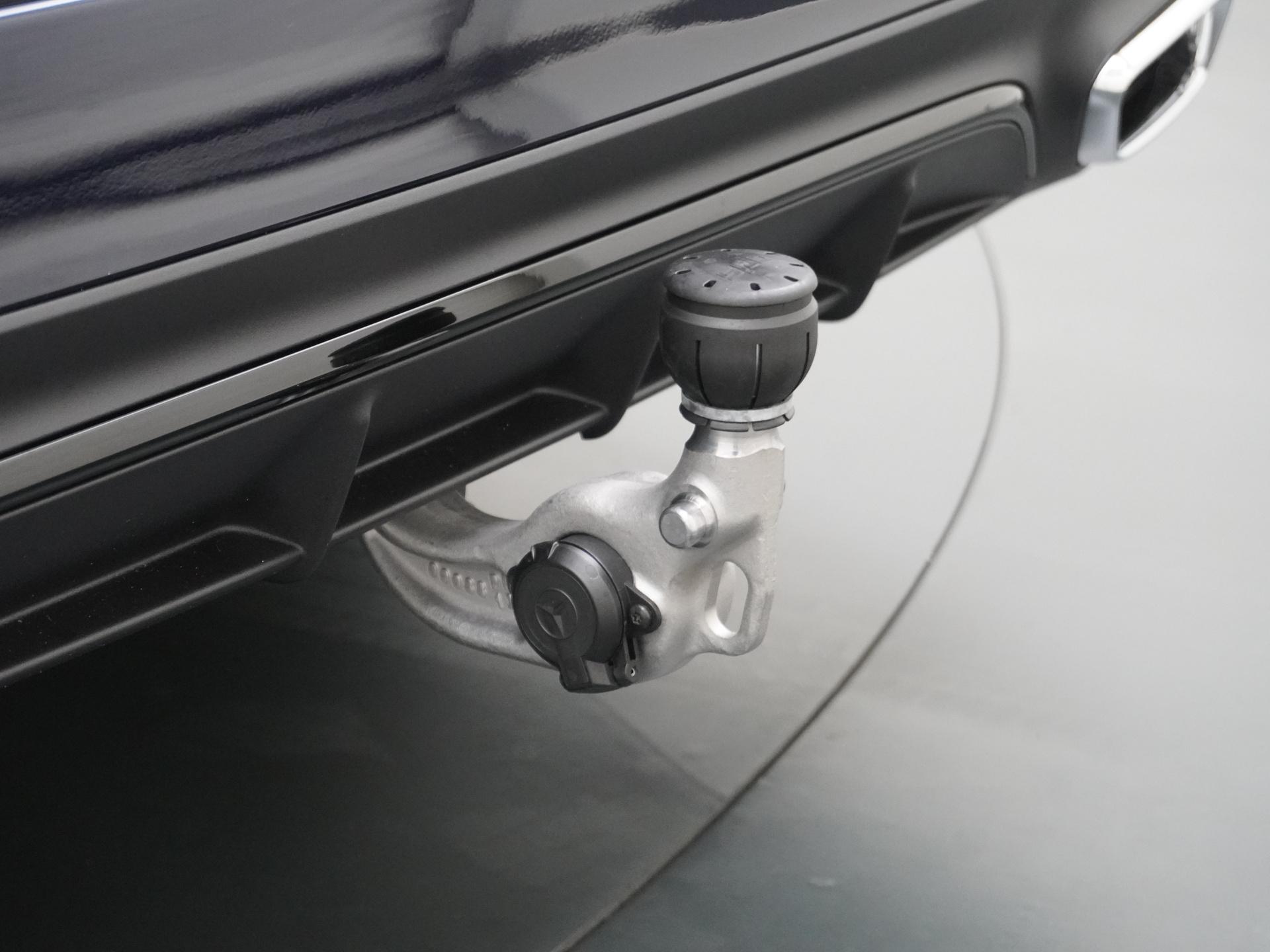 Mercedes-Benz E-Klasse Estate 300 e Sport Edition 12