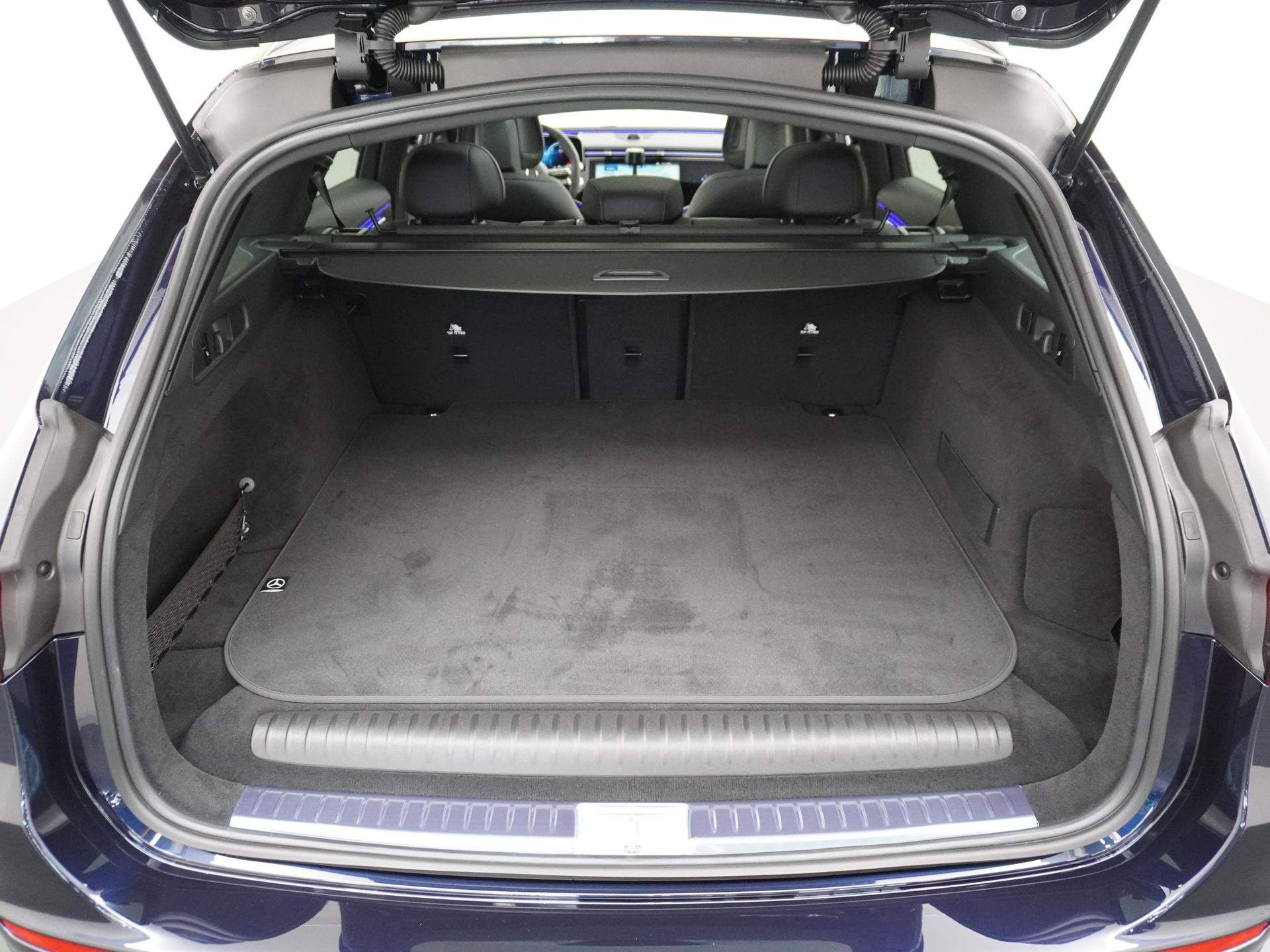 Mercedes-Benz E-Klasse Estate 300 e Sport Edition 13