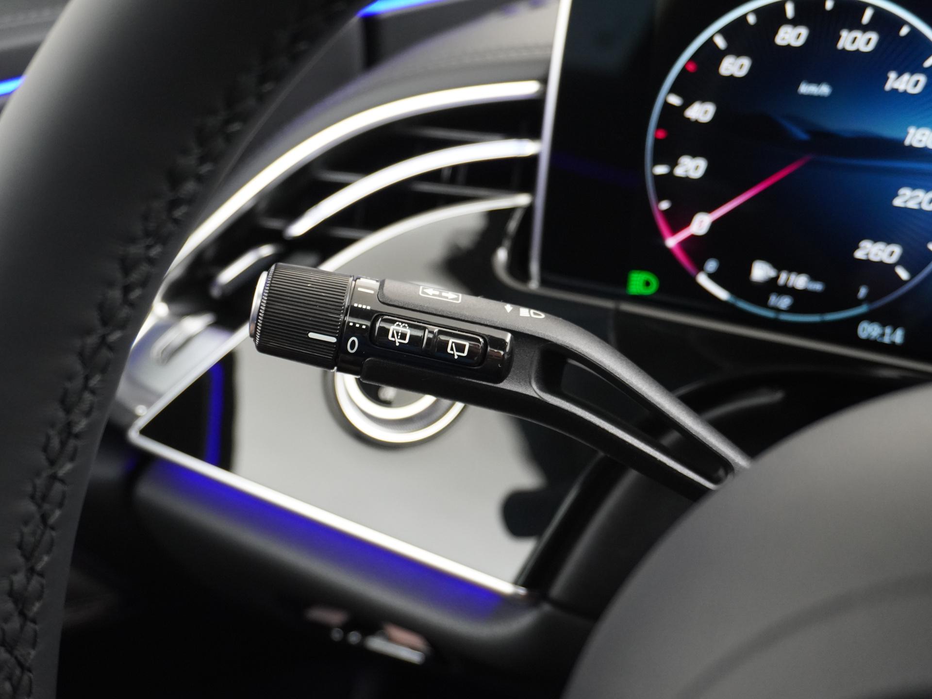 Mercedes-Benz E-Klasse Estate 300 e Sport Edition 31