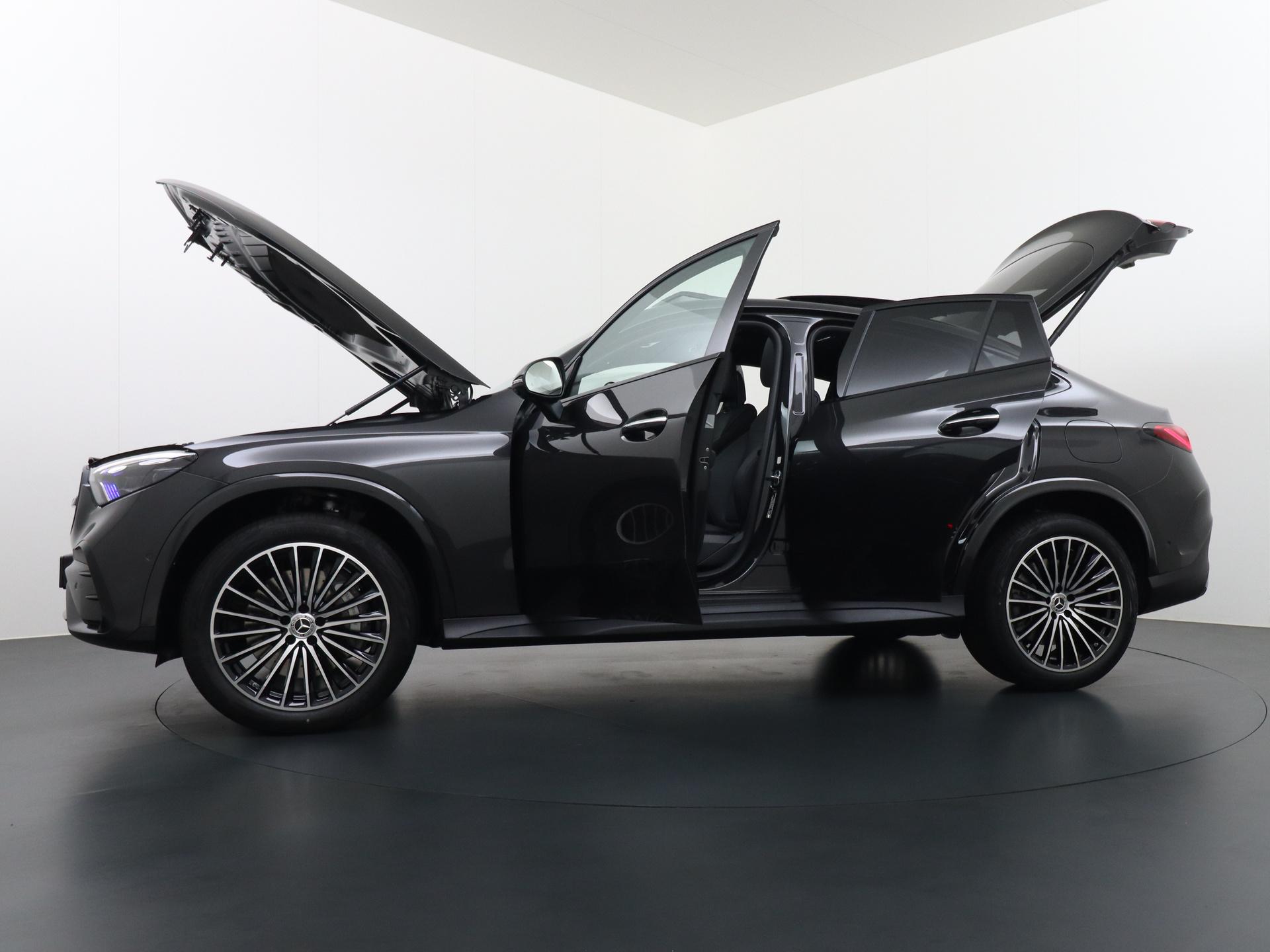 Mercedes-Benz GLC Coupé 300e 4MATIC Sport Edition 10