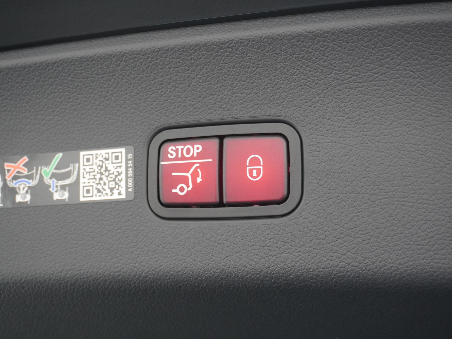 Mercedes-Benz GLC Coupé 300e 4MATIC Sport Edition 13