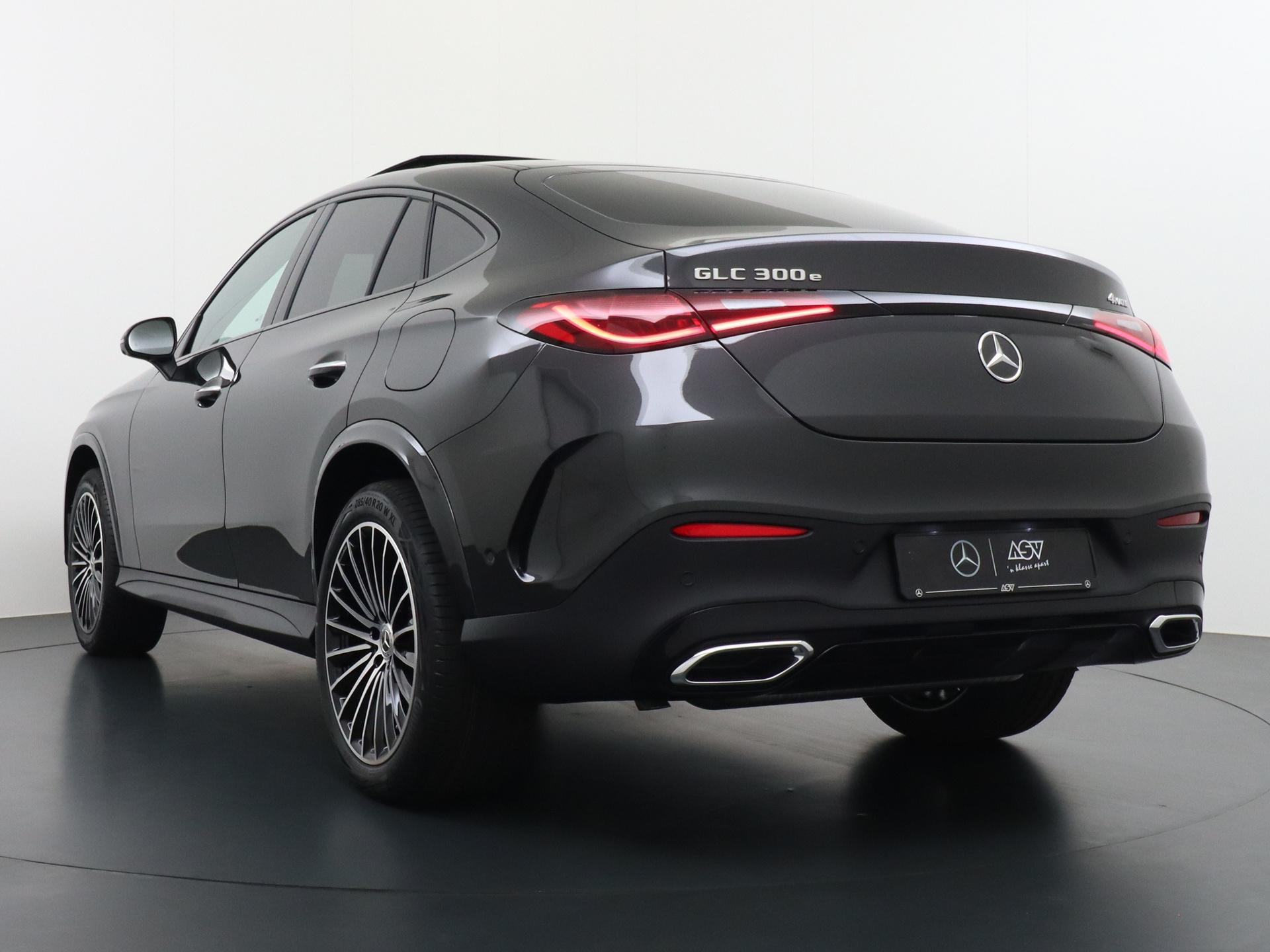 Mercedes-Benz GLC Coupé 300e 4MATIC Sport Edition 2