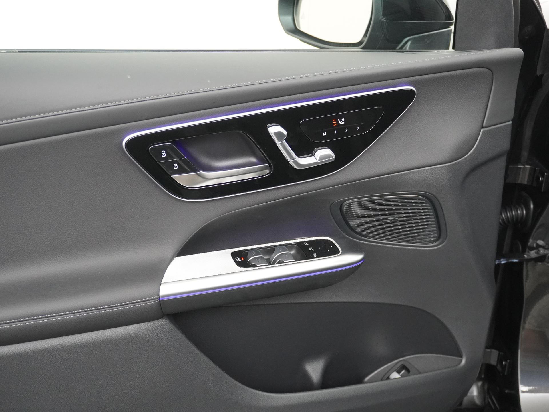 Mercedes-Benz GLC 300e 4MATIC Sport Edition 17