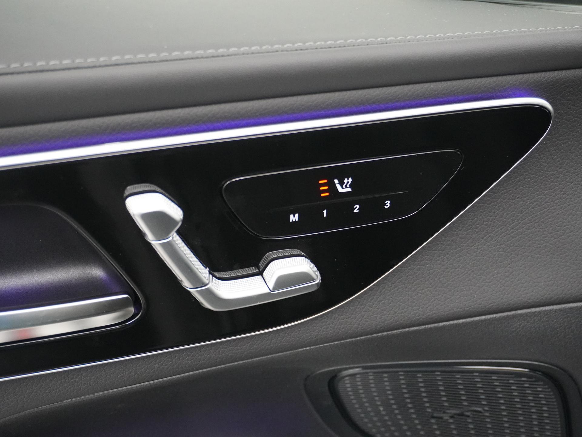 Mercedes-Benz GLC 300e 4MATIC Sport Edition 20