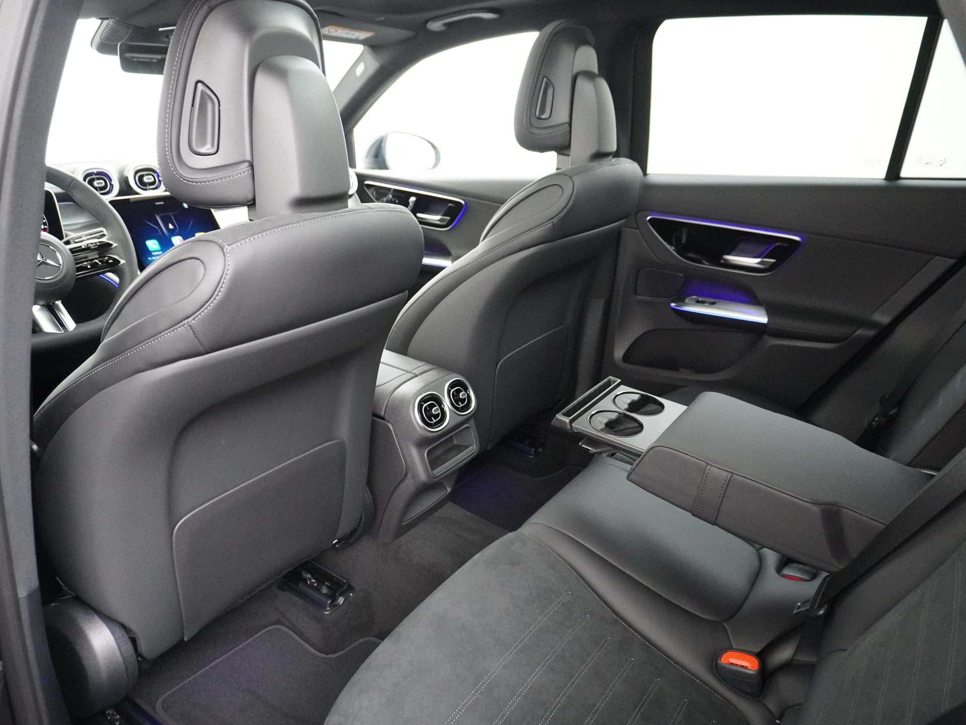 Mercedes-Benz GLC 300e 4MATIC Sport Edition 22