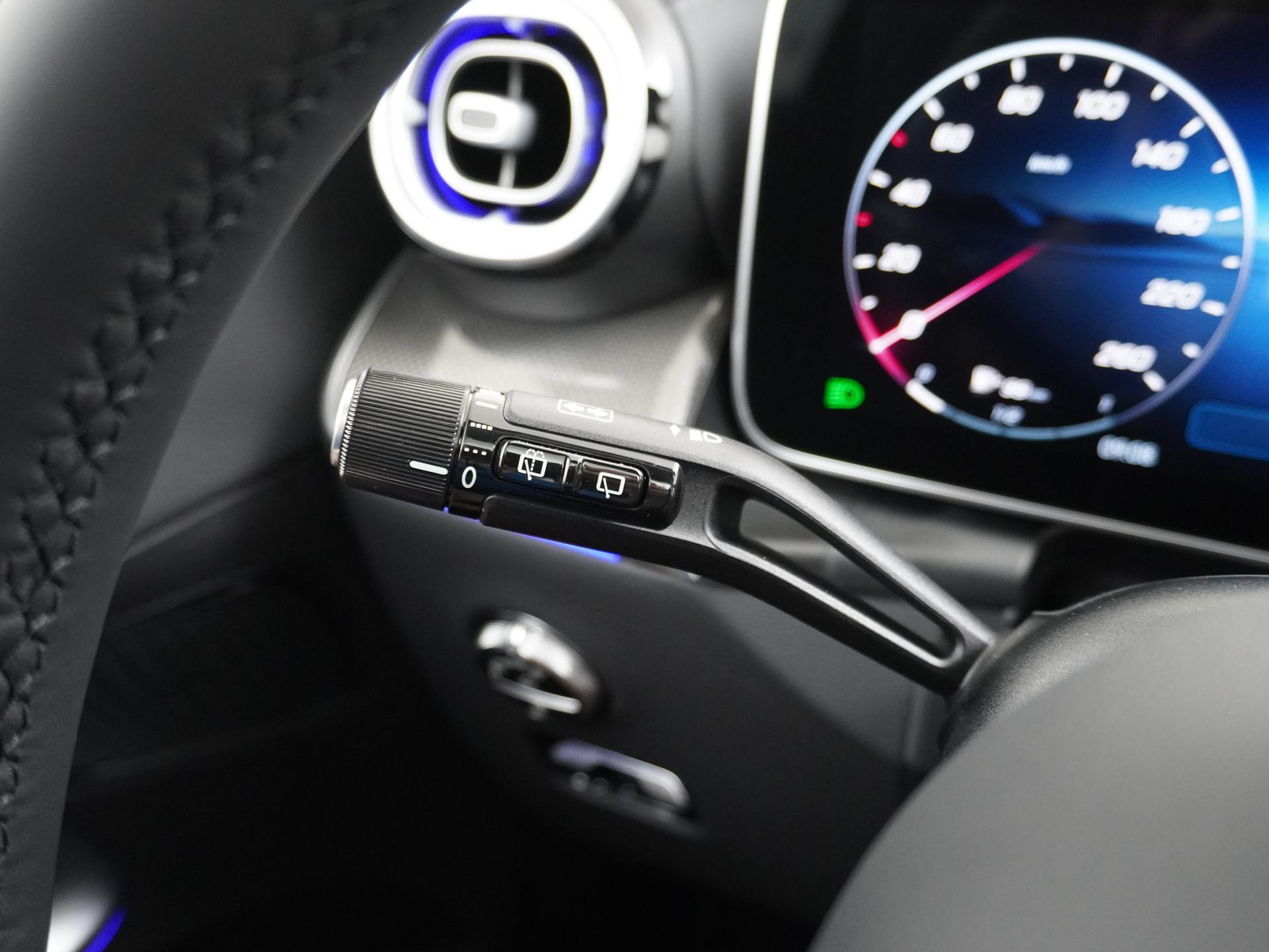 Mercedes-Benz GLC 300e 4MATIC Sport Edition 29