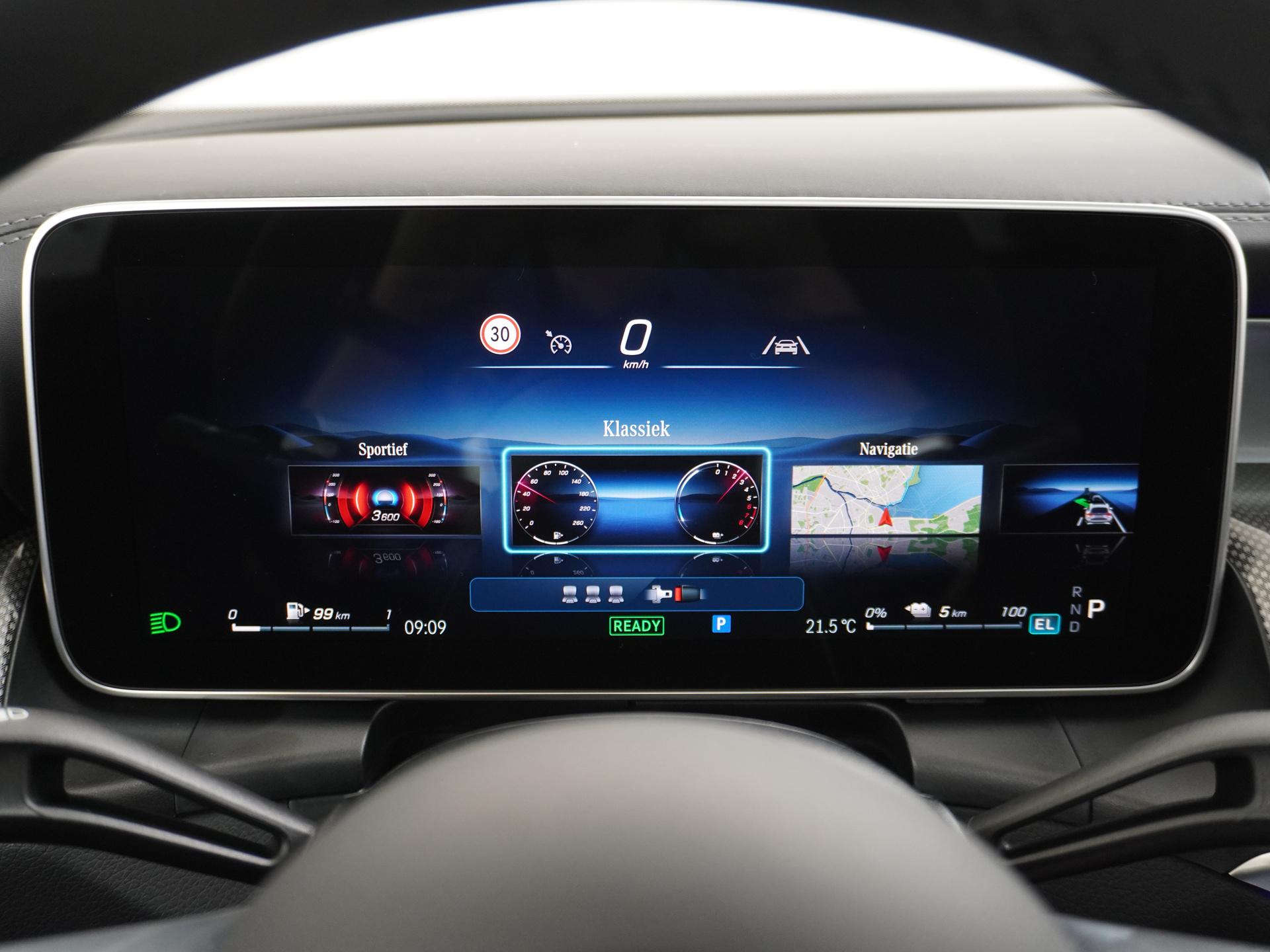 Mercedes-Benz GLC 300e 4MATIC Sport Edition 35