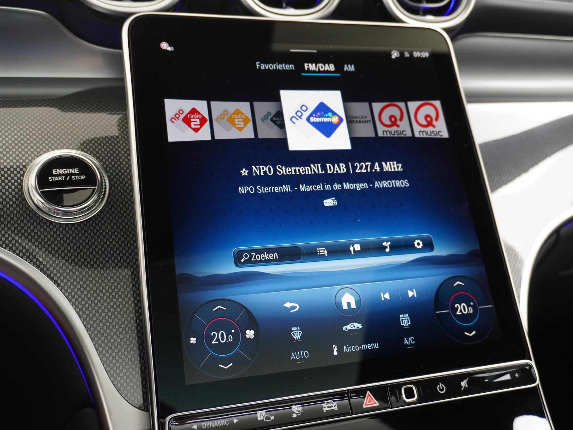 Mercedes-Benz GLC 300e 4MATIC Sport Edition 42