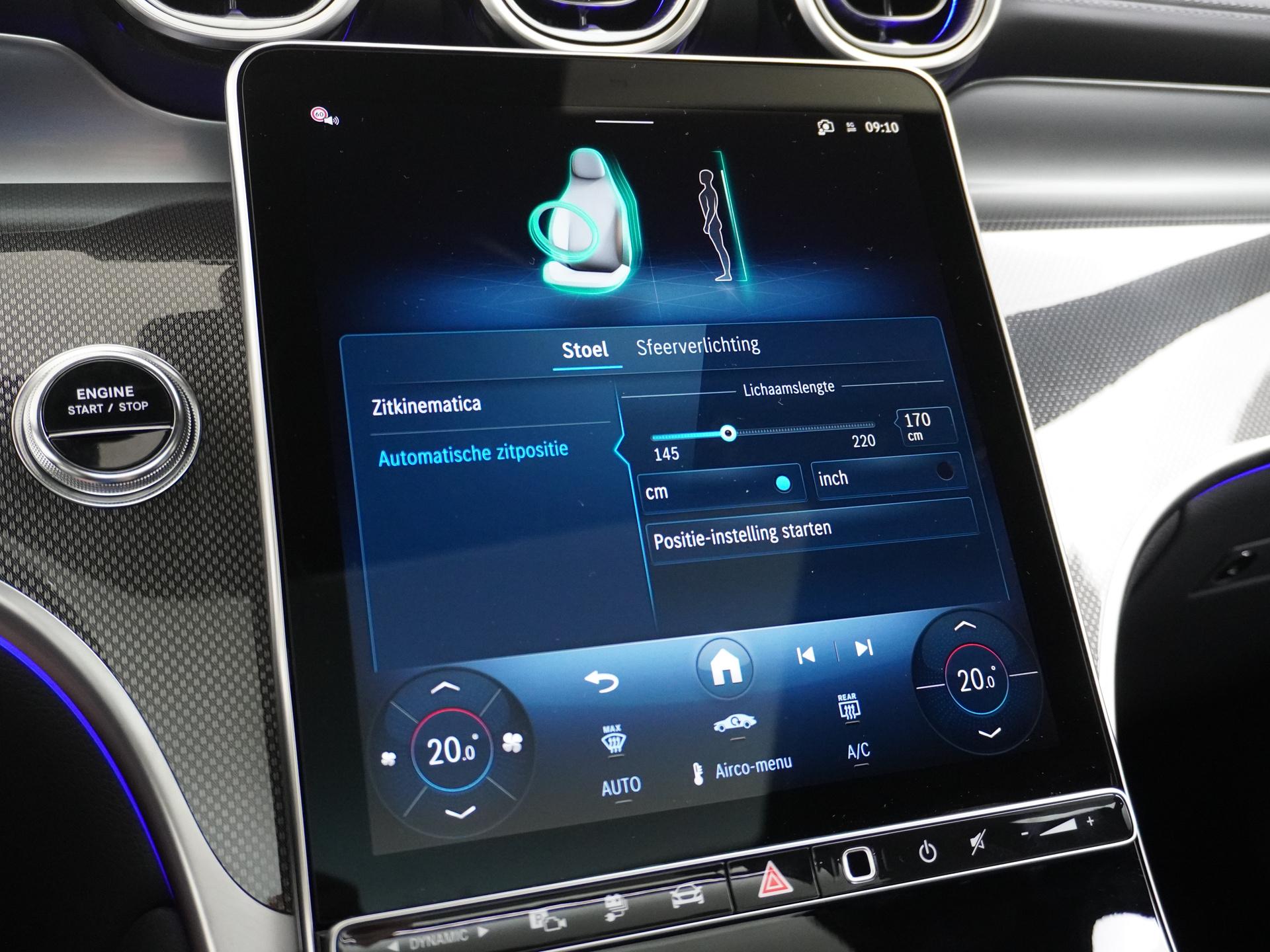 Mercedes-Benz GLC 300e 4MATIC Sport Edition 44