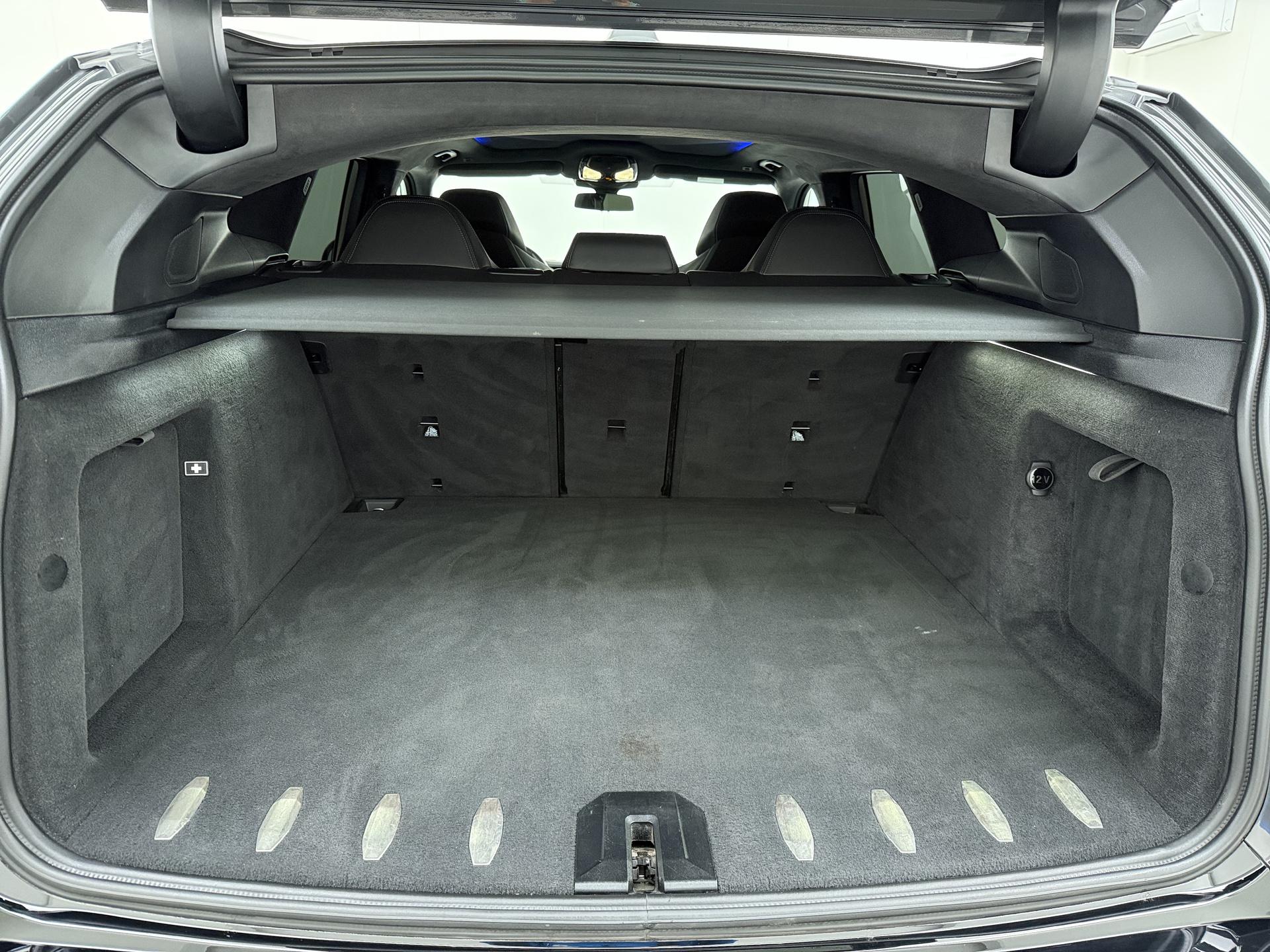 BMW XM PHEV 30 kWh 18