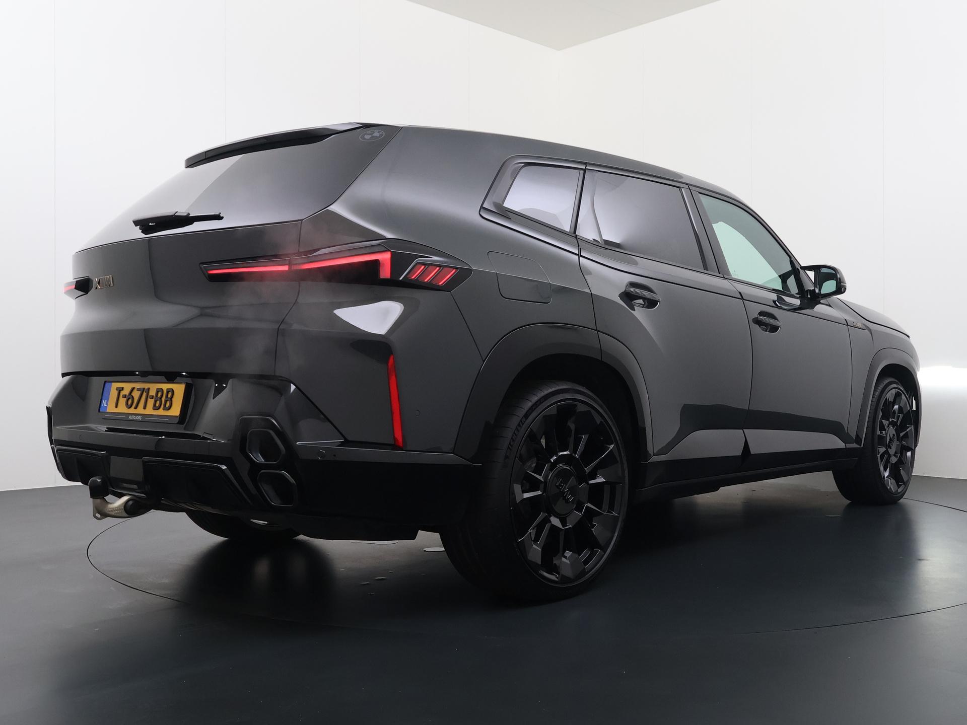 BMW XM PHEV 30 kWh 2