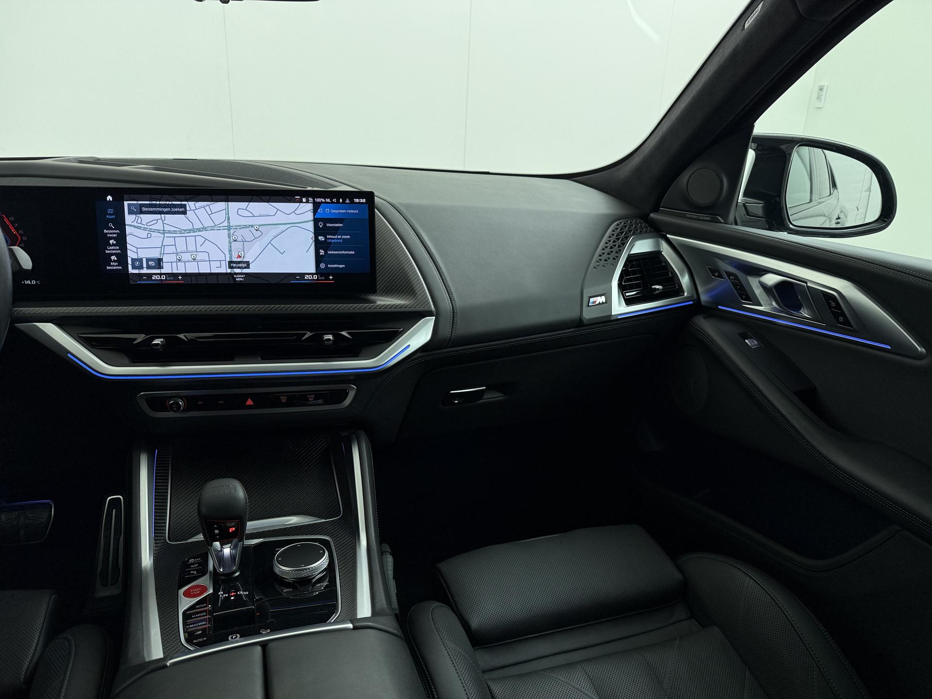 BMW XM PHEV 30 kWh 32