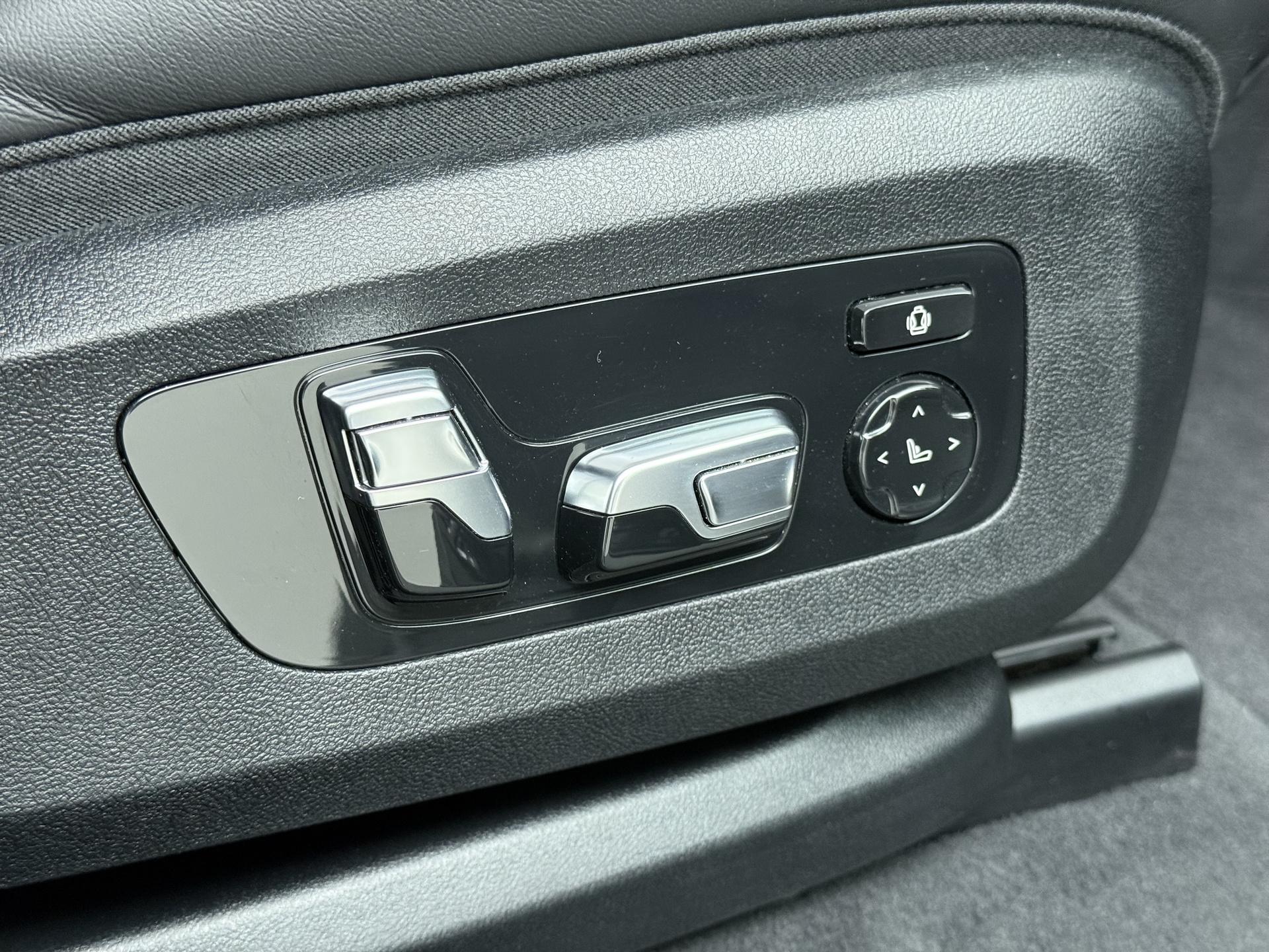 BMW XM PHEV 30 kWh 43