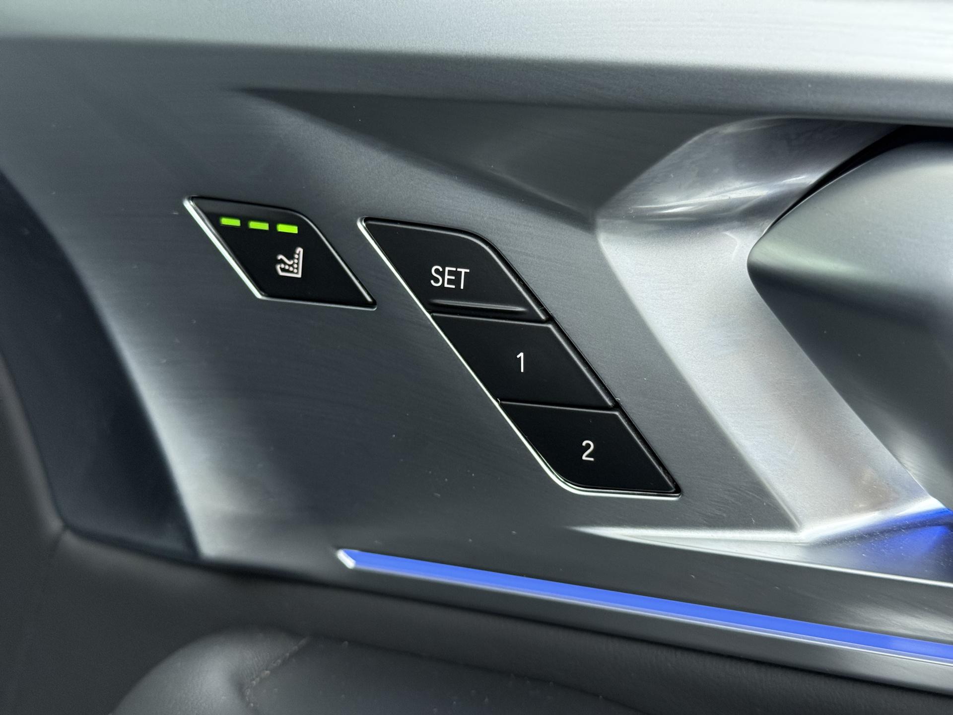 BMW XM PHEV 30 kWh 44