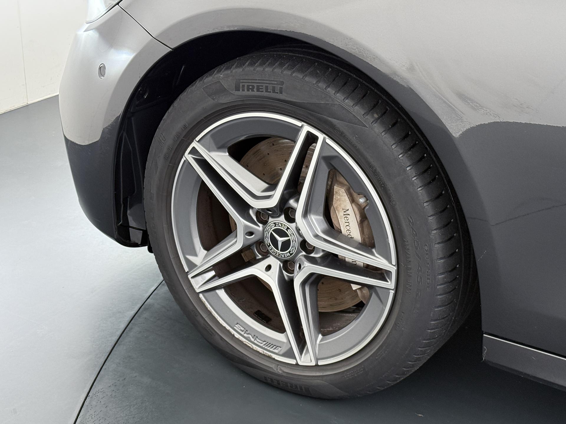 Mercedes-Benz E-Klasse Estate 300 de AMG Business Solution 15