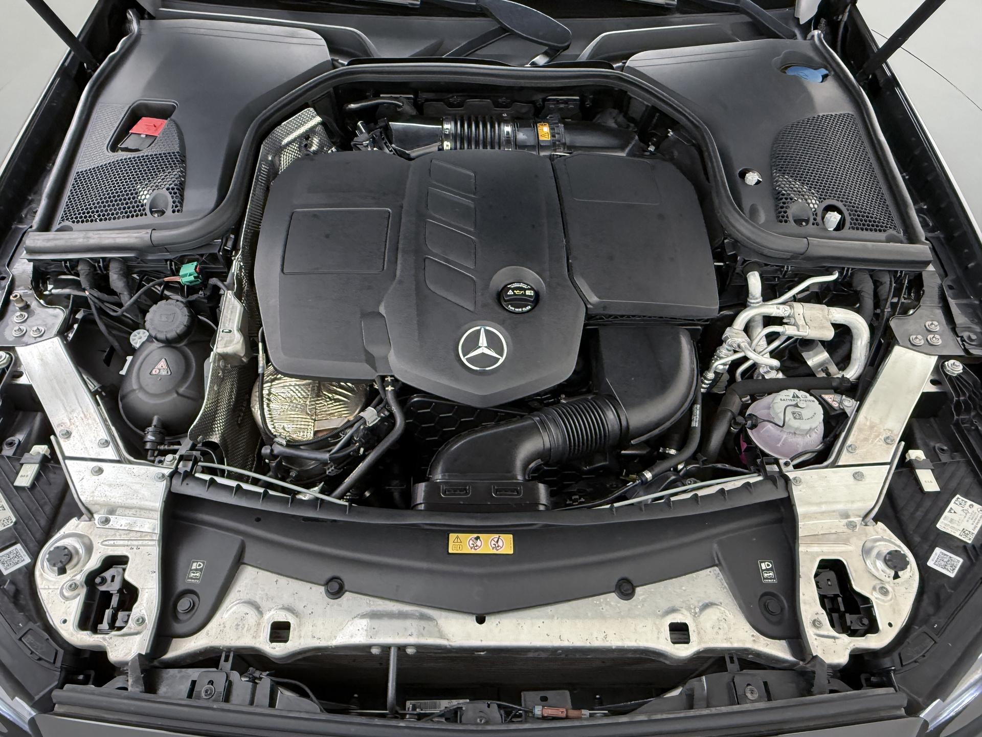 Mercedes-Benz E-Klasse Estate 300 de AMG Business Solution 17