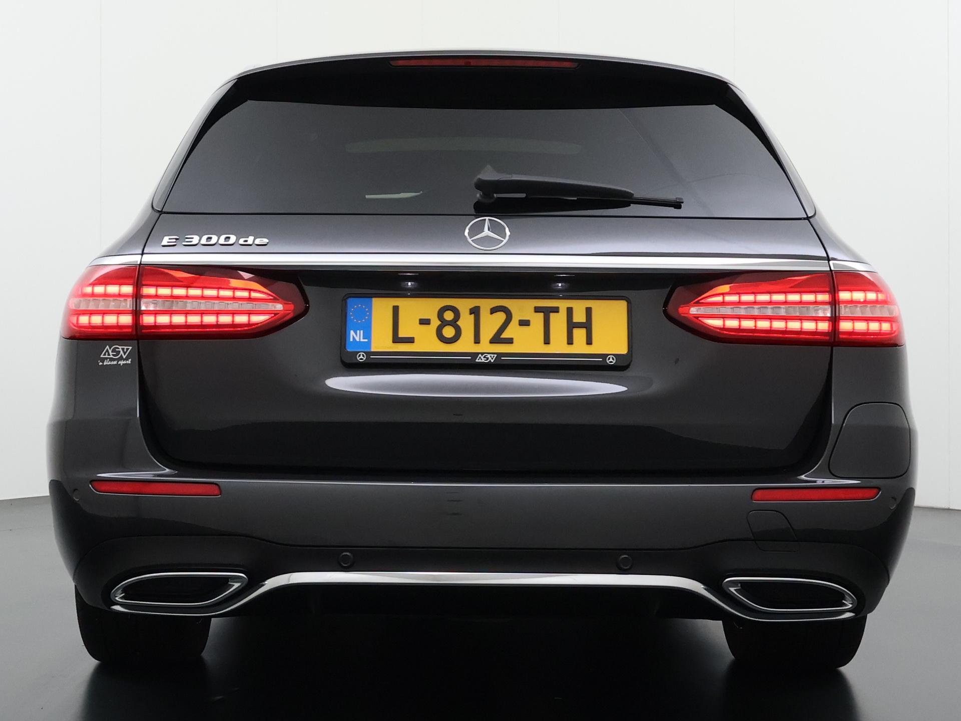 Mercedes-Benz E-Klasse Estate 300 de AMG Business Solution 3