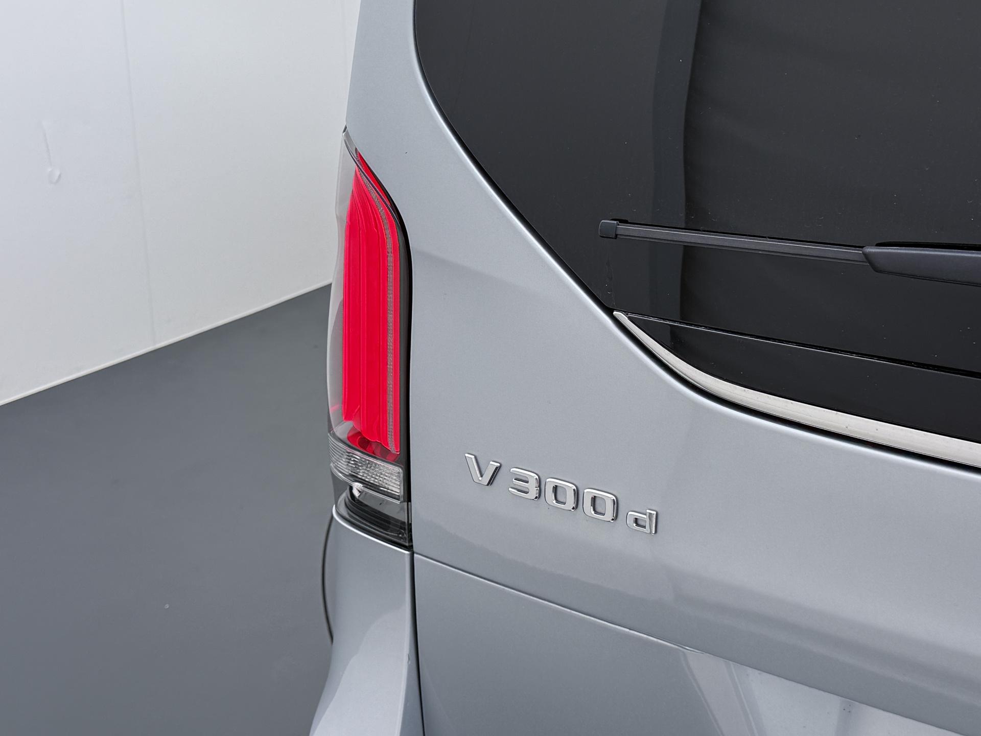 Mercedes-Benz V-Klasse 300d 4Matic L2 AMG-Line 7-pers. Facelift 14