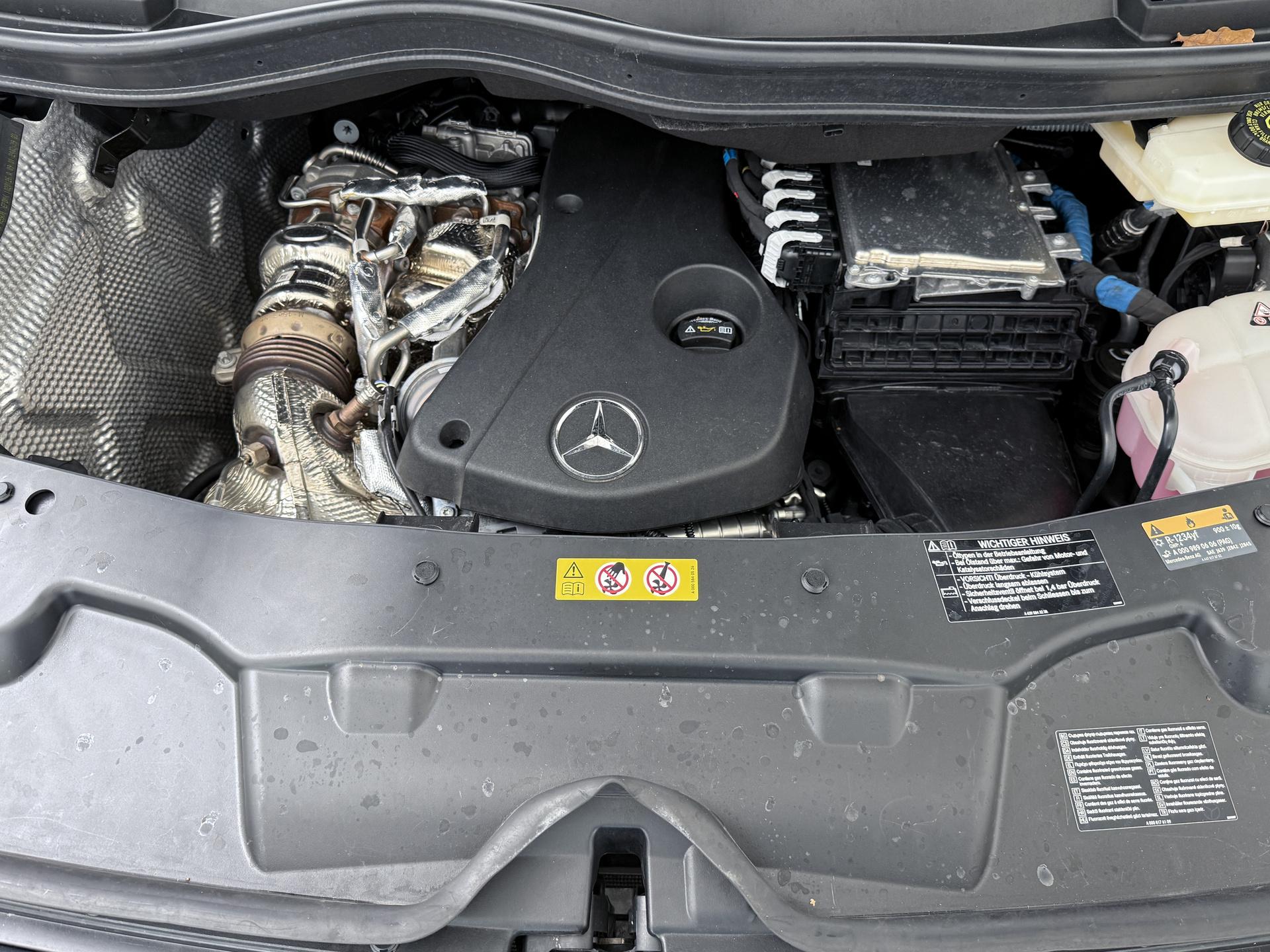 Mercedes-Benz V-Klasse 300d 4Matic L2 AMG-Line 7-pers. Facelift 21