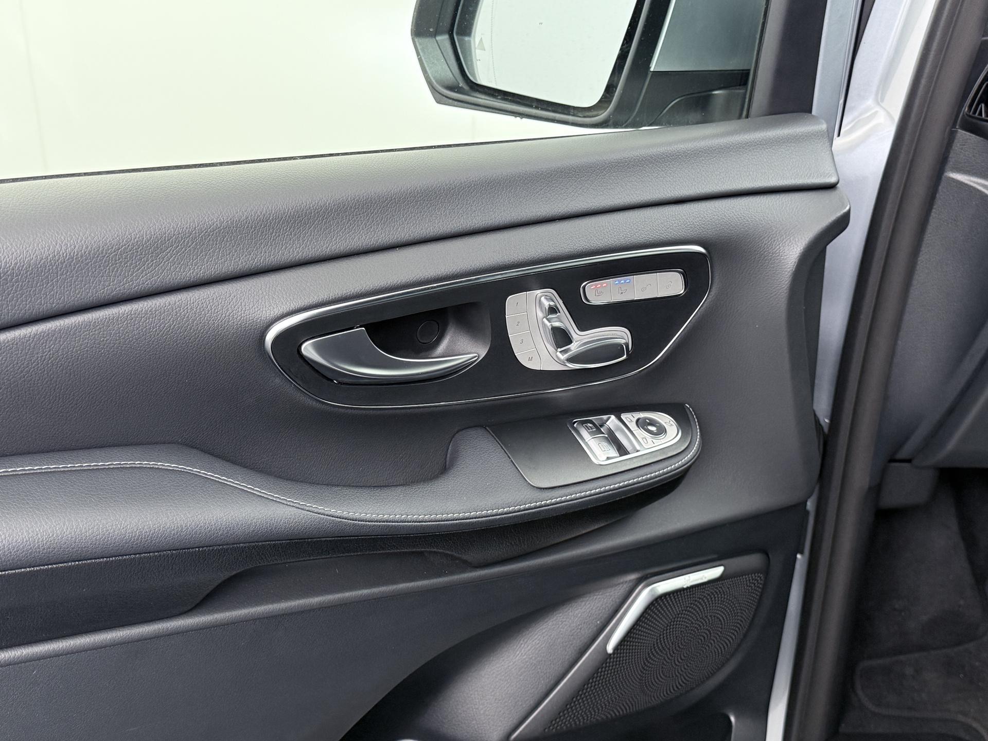 Mercedes-Benz V-Klasse 300d 4Matic L2 AMG-Line 7-pers. Facelift 22